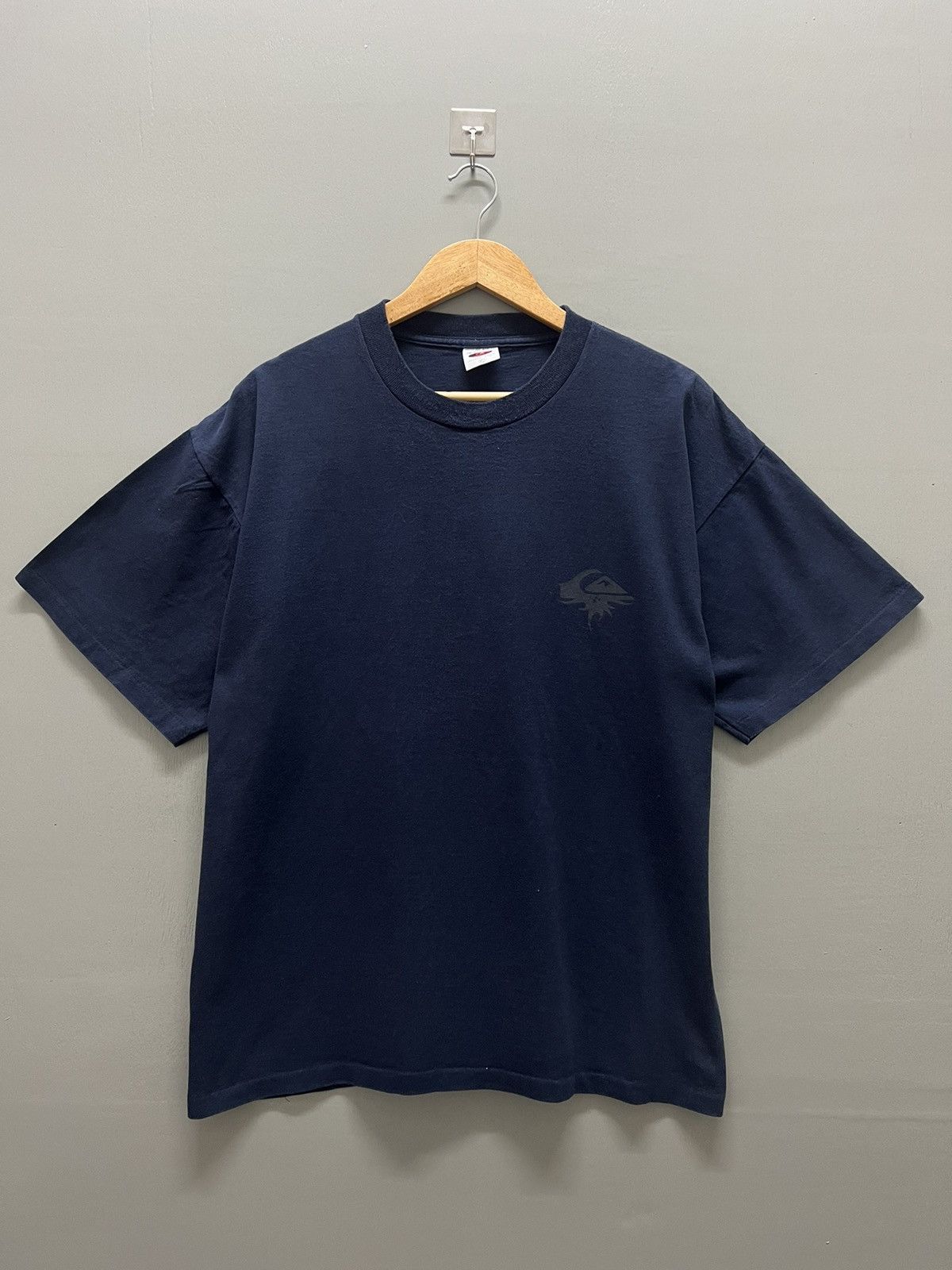 Quiksilver Vintage 90s Quicksilver Big Logo Surf T-shirts Size US XL / EU 56 / 4 - 2 Thumbnail