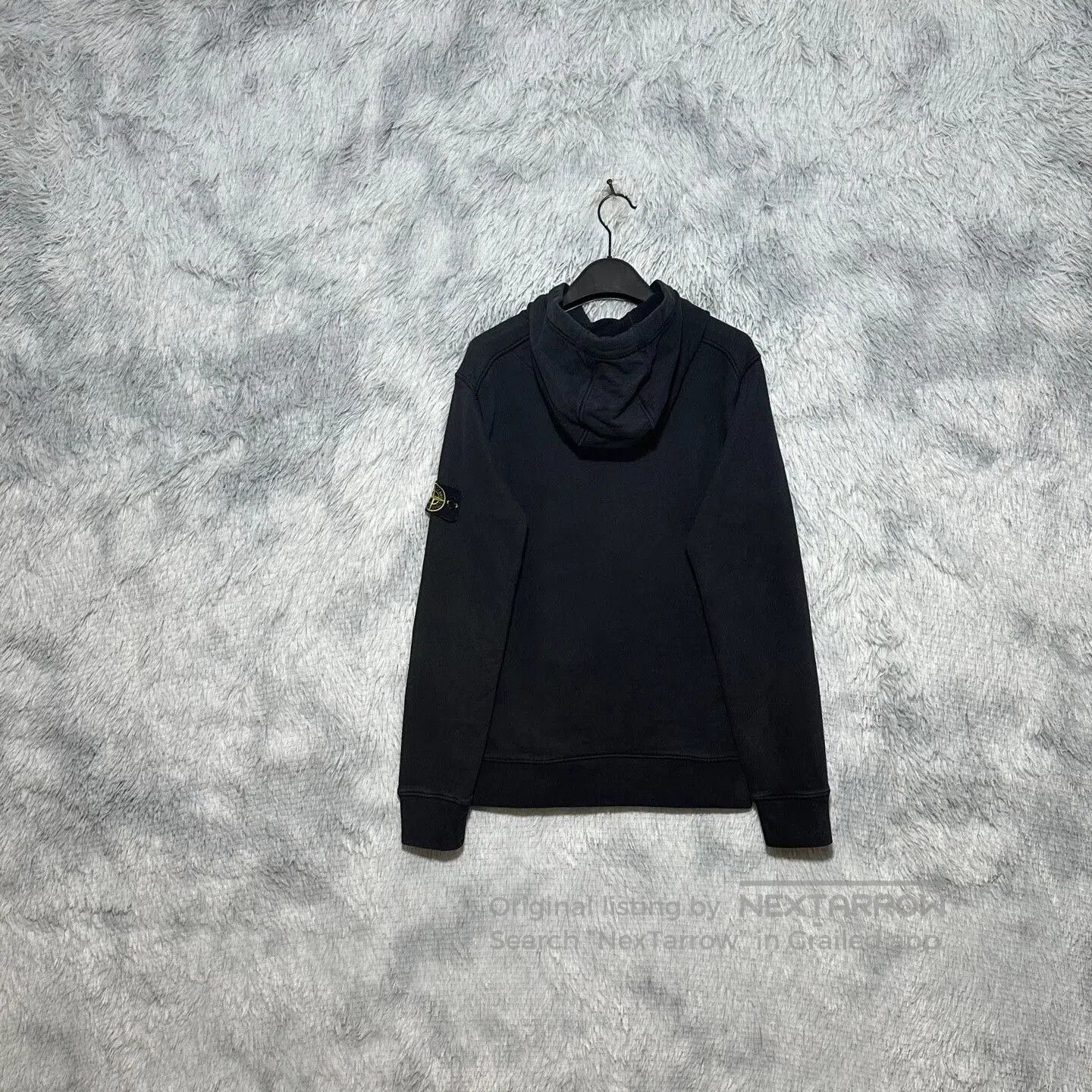 Stone Island stone island black hooded sweatshirt size s. Size US S / EU 44-46 / 1 - 2 Thumbnail