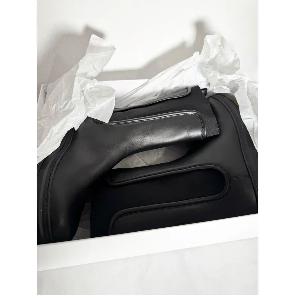 Max Mara Leather boots, Max Mara Size US 9 / IT 39 - 8 Thumbnail