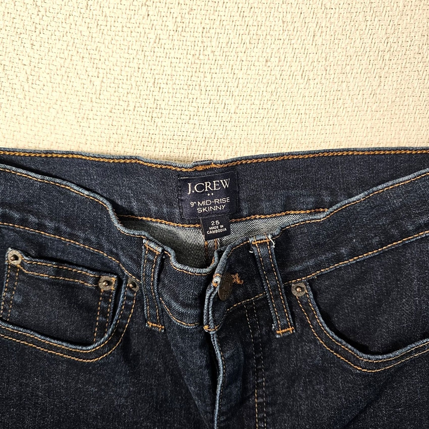 J.Crew J.Crew Jeans 9" Mid-Rise Skinny Size 26 Dark Wash Stretch Women Regular Blue Skinny Jeans Mens? Womens Size 26" / US 2 / IT 38 - 3 Thumbnail
