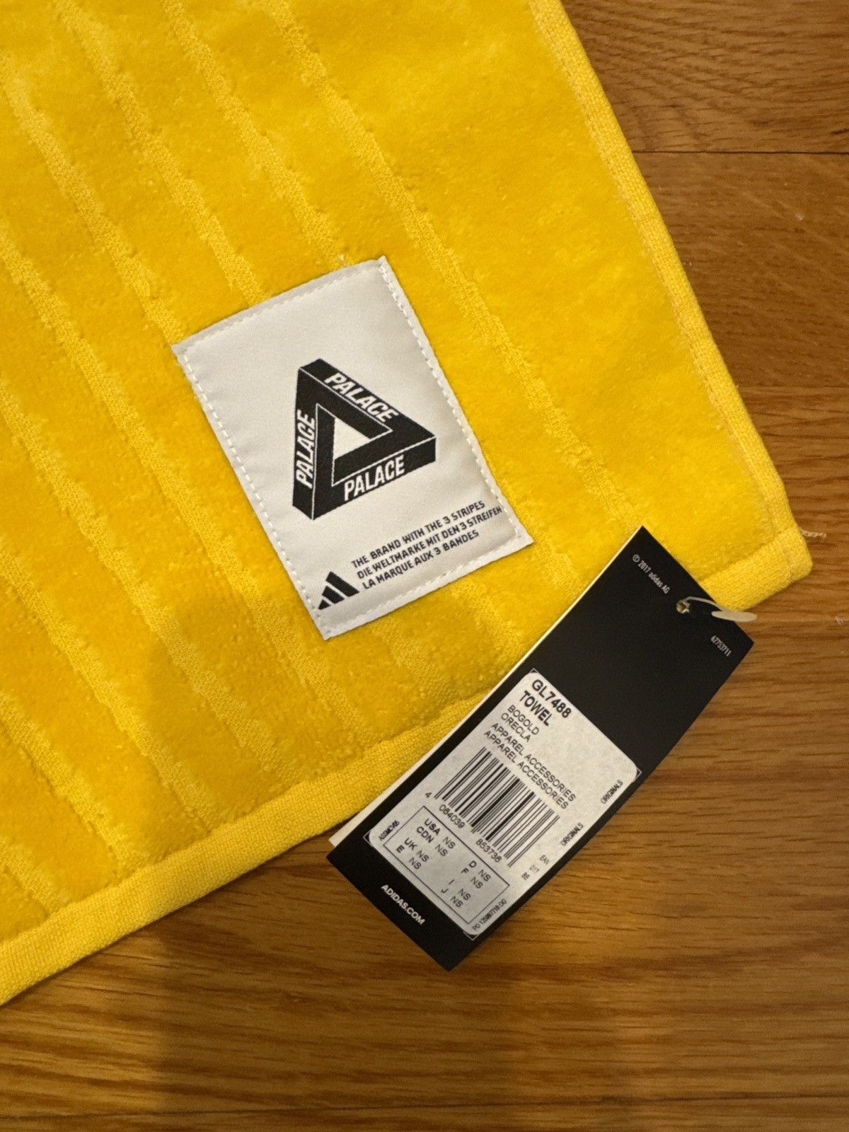 Adidas × Palace Adidas x Palace Triferg Beach Towel Size ONE SIZE - 4 Thumbnail