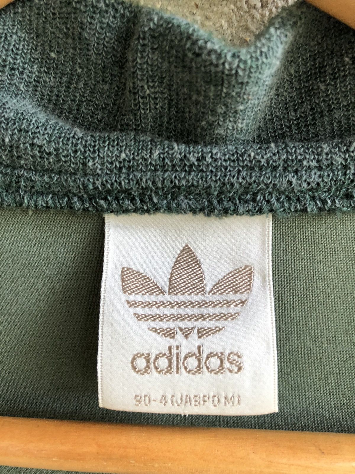 Adidas Vintage ADIDAS MAN ALIVE Jacket Size US M / EU 48-50 / 2 - 8 Thumbnail