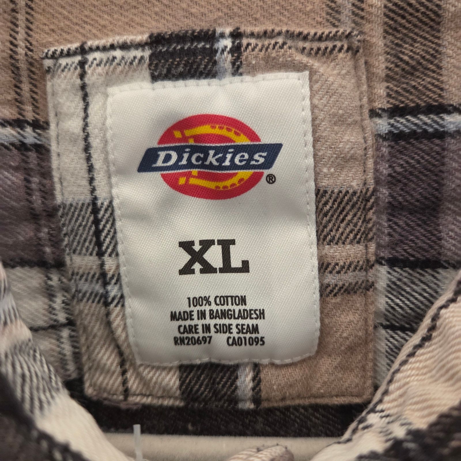 Dickies Dickies XL Tan Plaid Button Up Shirt - Excellent Condition Size US XL / EU 56 / 4 - 5 Thumbnail