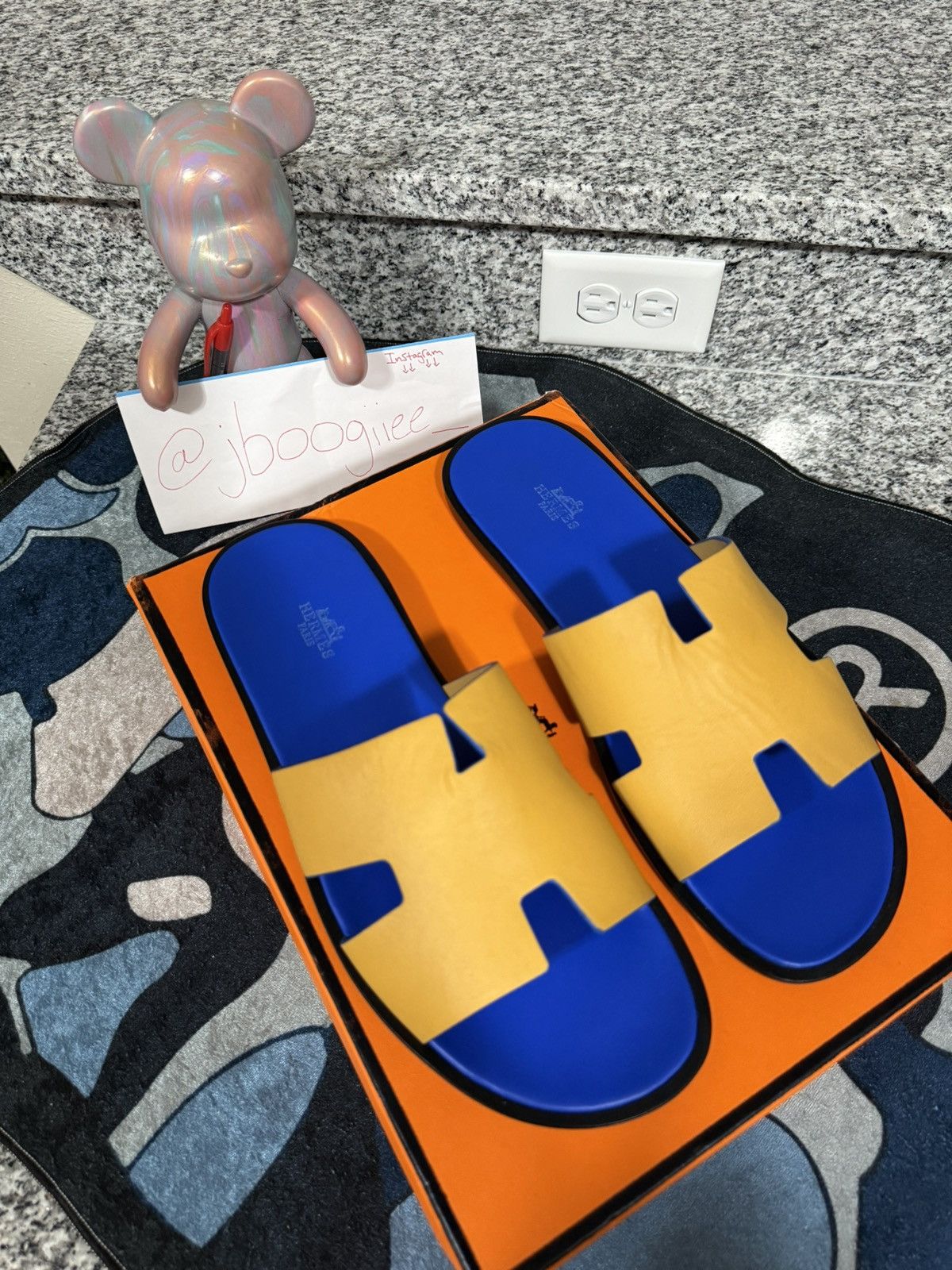 Hermes Hermes Izmir Sandals Size US 11 / EU 44 - 2 Thumbnail