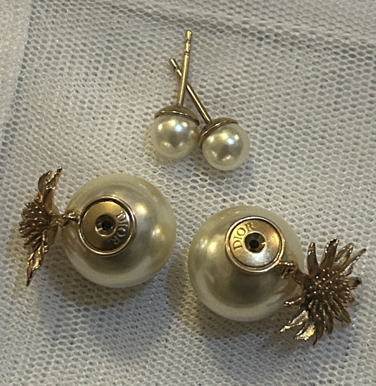 Dior DIOR TRIBALES EARRINGS Gold-Finish Metal and White Resin Size ONE SIZE - 7 Thumbnail