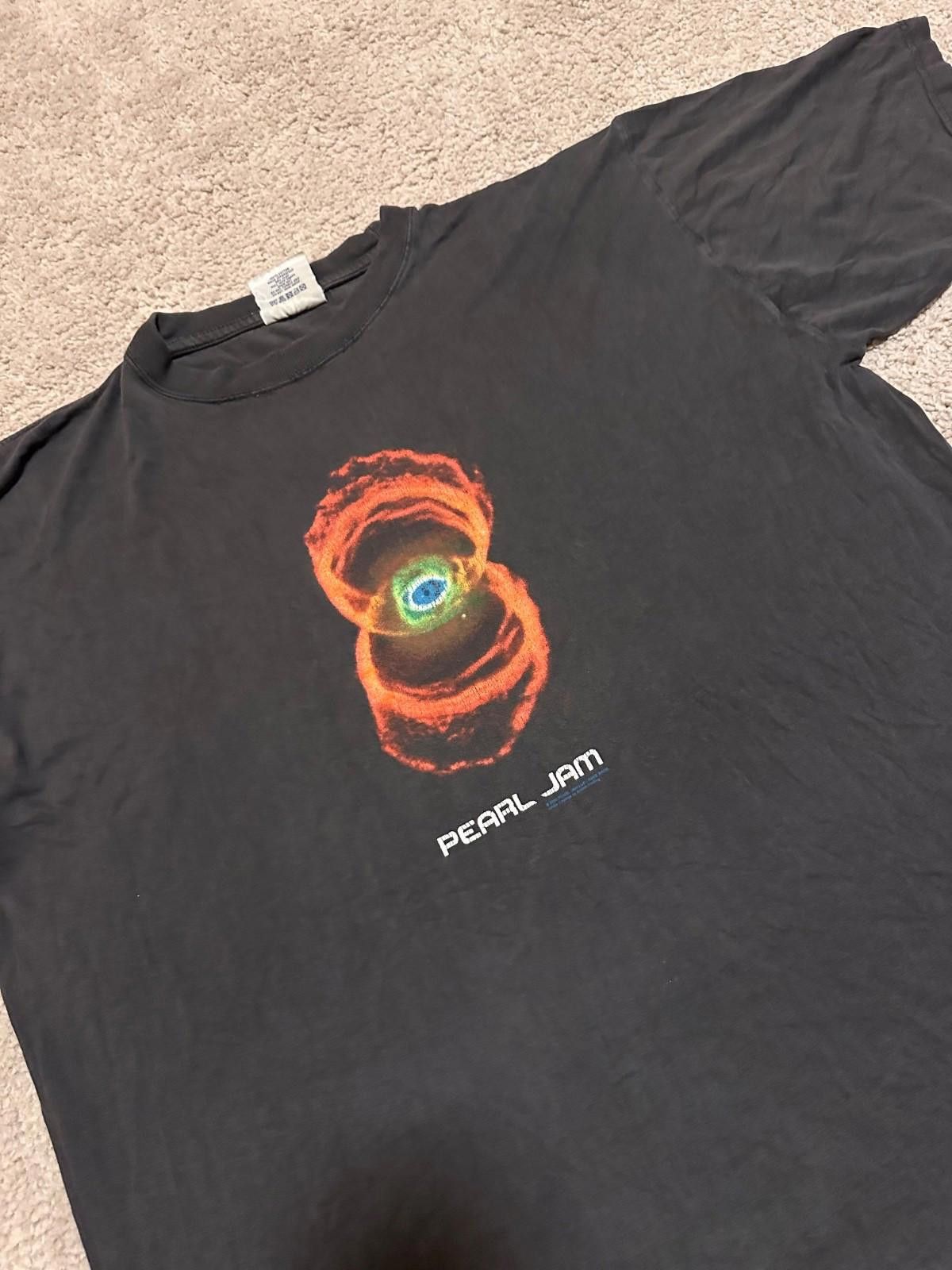 Band Tees Pearl Jam Vintage T Shirt 2000 Binaural USA Tour LP Size XL Size US XL / EU 56 / 4 - 3 Thumbnail