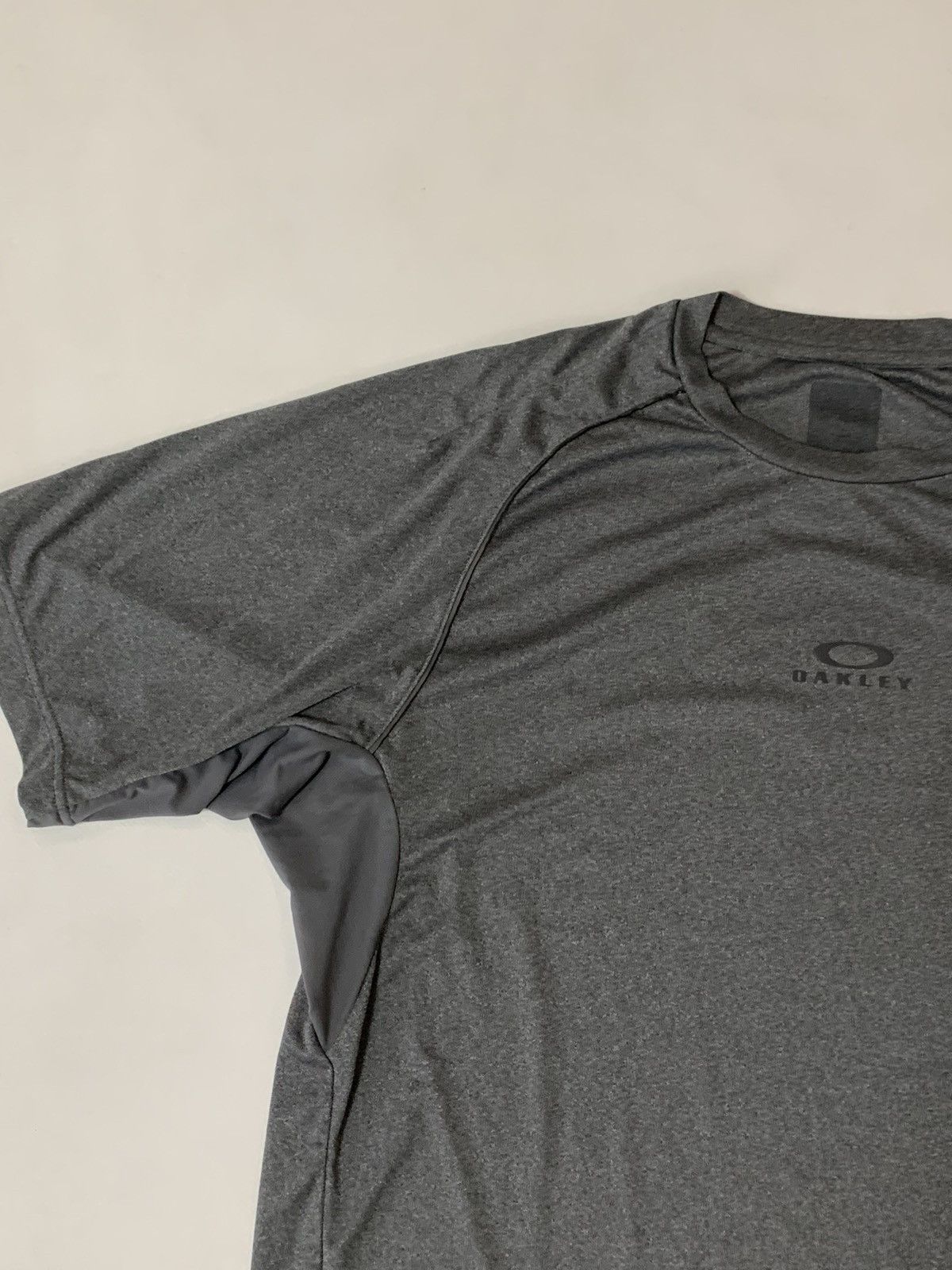 Oakley × Vintage Oakley Reflected Logo Tee Size US XL / EU 56 / 4 - 3 Thumbnail