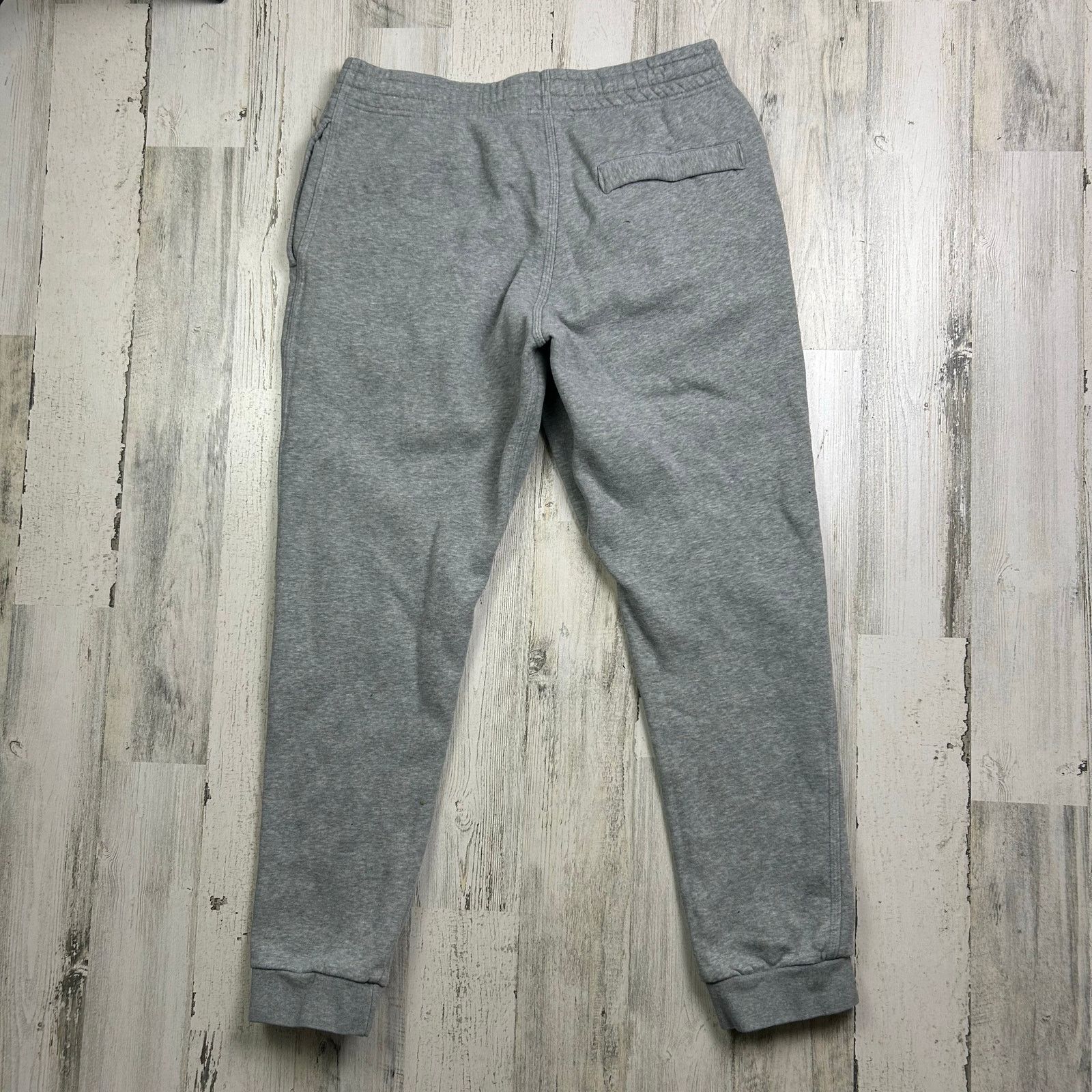 Nike Nike Club Fleece Tapered Heather Jogger Pants Size US 32 / EU 48 - 4 Thumbnail