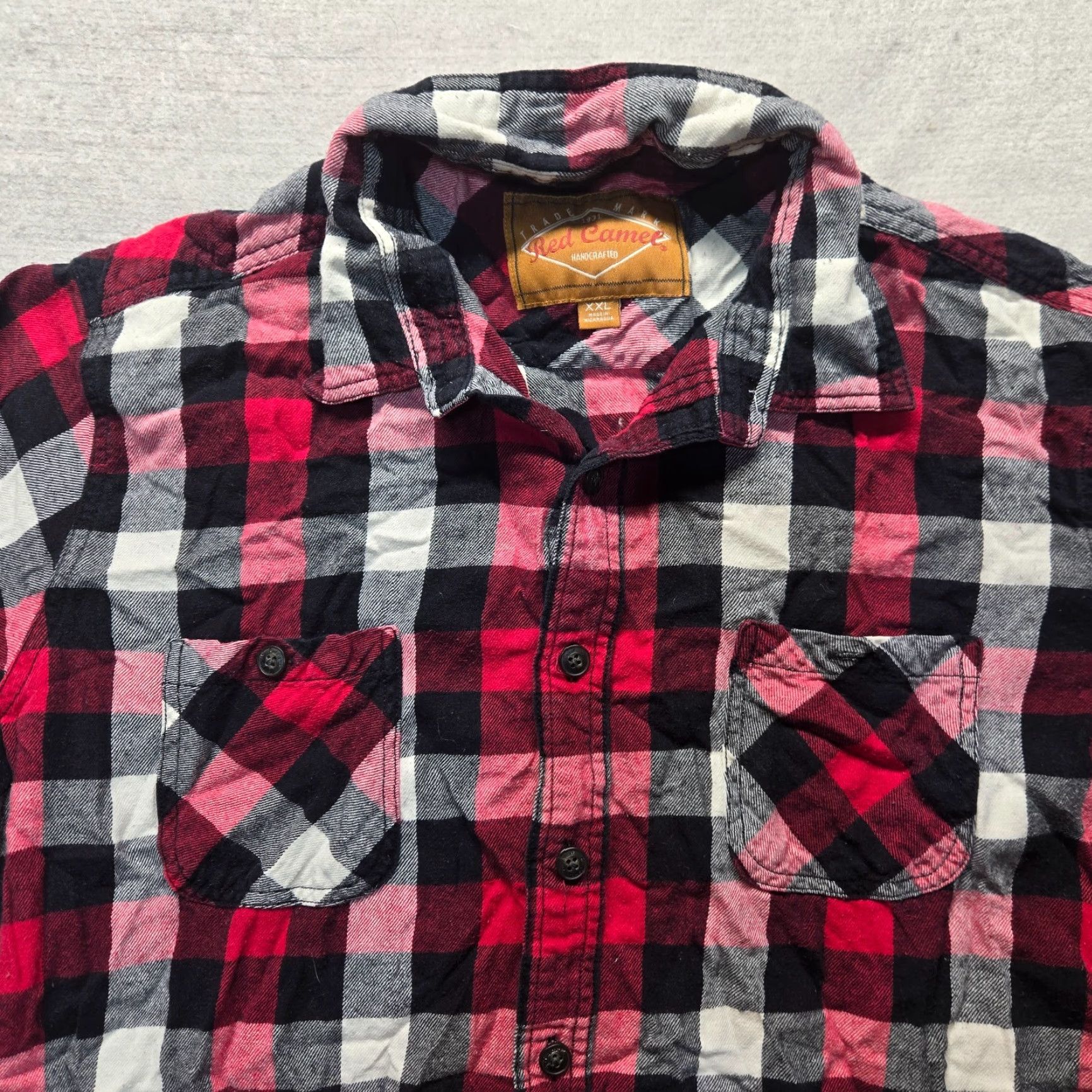 Camel **Red Plaid Button Up Shirt Long Sleeve Red Camel Mens 2XL** User: Red Plaid Button-Up Shirt Long Sleeve Red Camel Mens 2XL Size US XXL / EU 58 / 5 - 2 Thumbnail