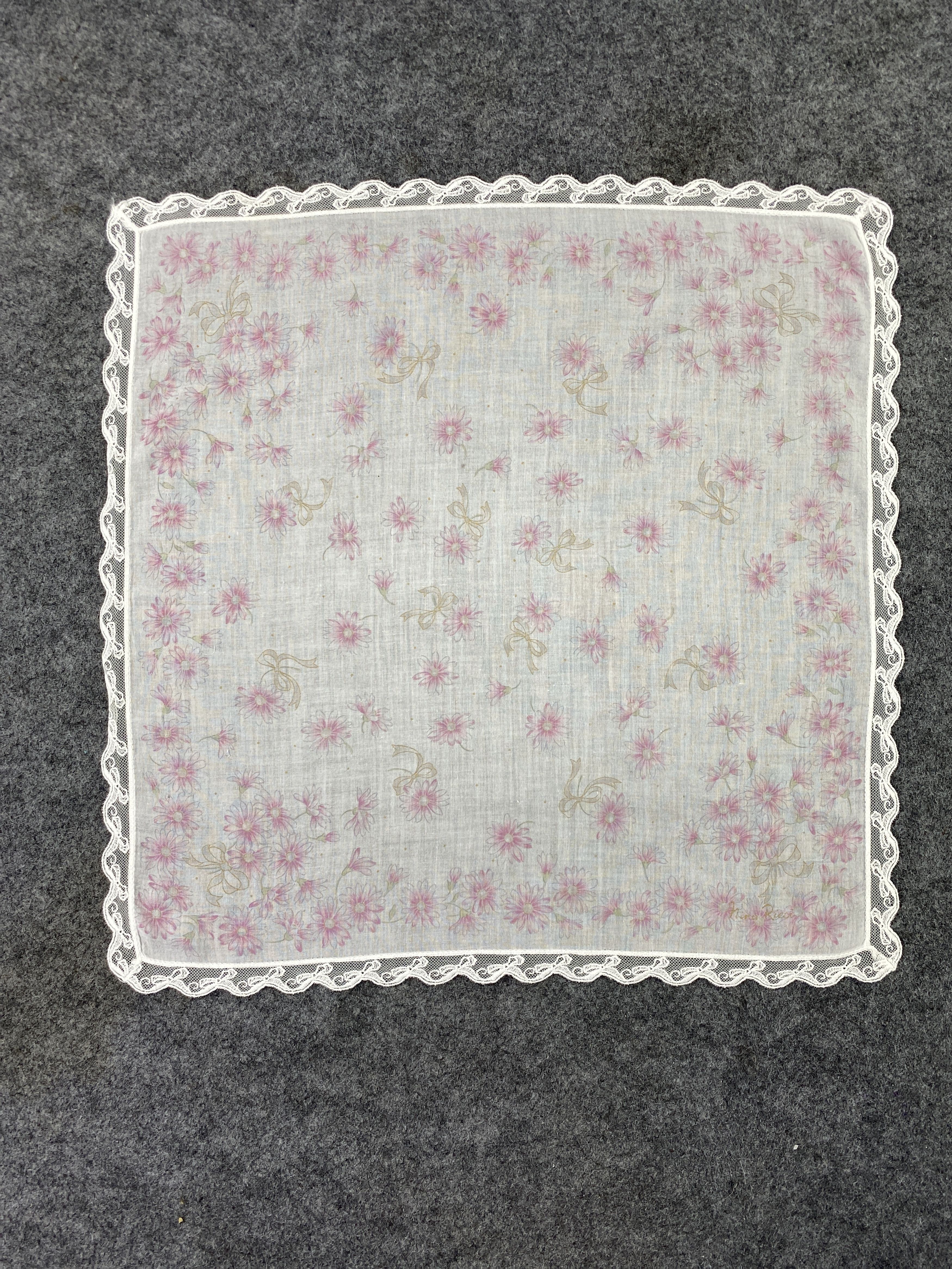 Nina Ricci Nina Ricci Handkerchief / Bandana / Neckerchief-B411 Size ONE SIZE - 3 Thumbnail