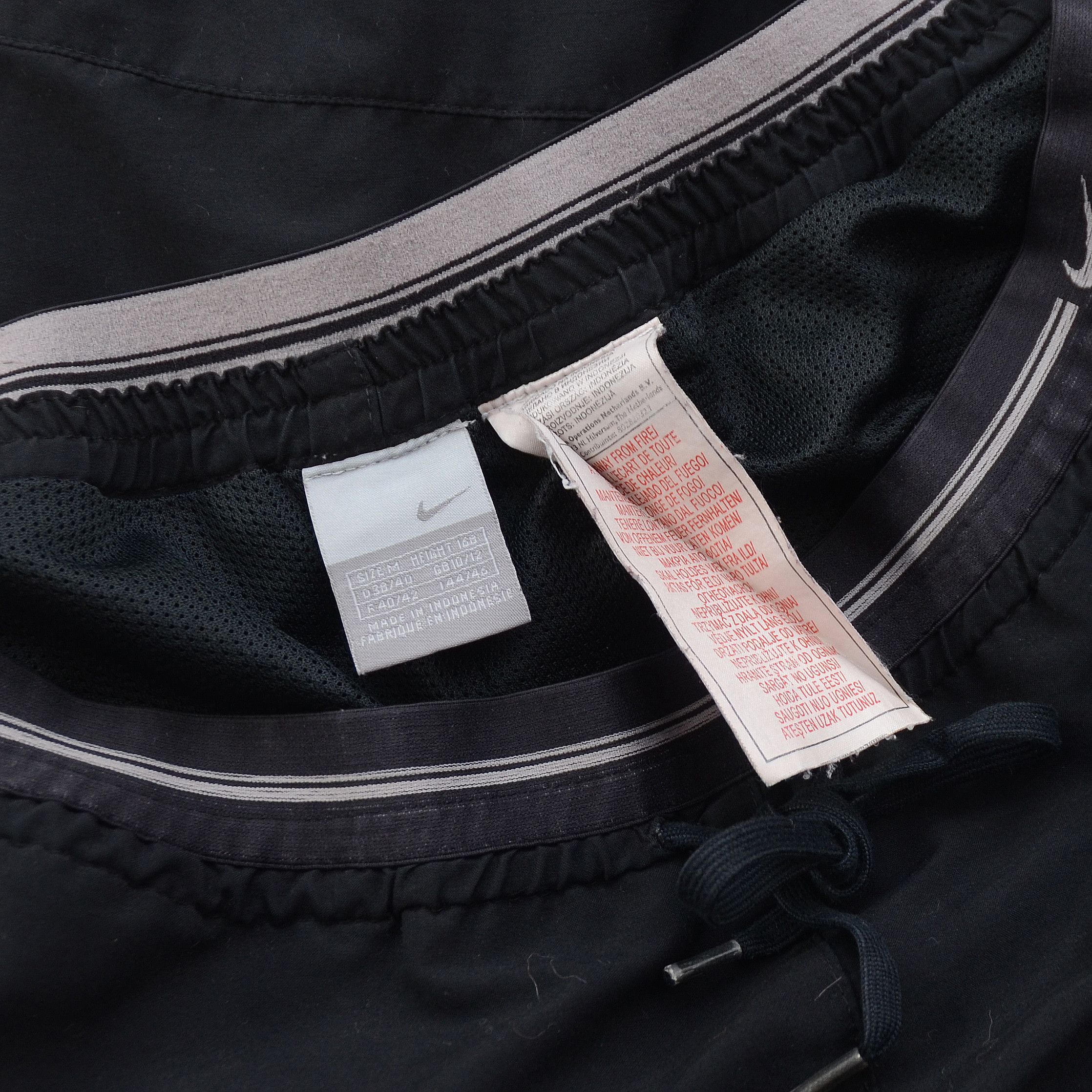 Nike Nike Track Nylon Pants Vintage Swoosh Drill Y2K Joggers Size US 32 / EU 48 - 10 Thumbnail