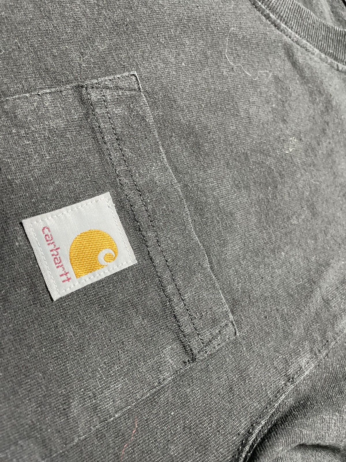 Carhartt × Carhartt Wip × Vintage Vintage Carhartt Pocket Relaxed Fit Tee Size US S / EU 44-46 / 1 - 5 Thumbnail