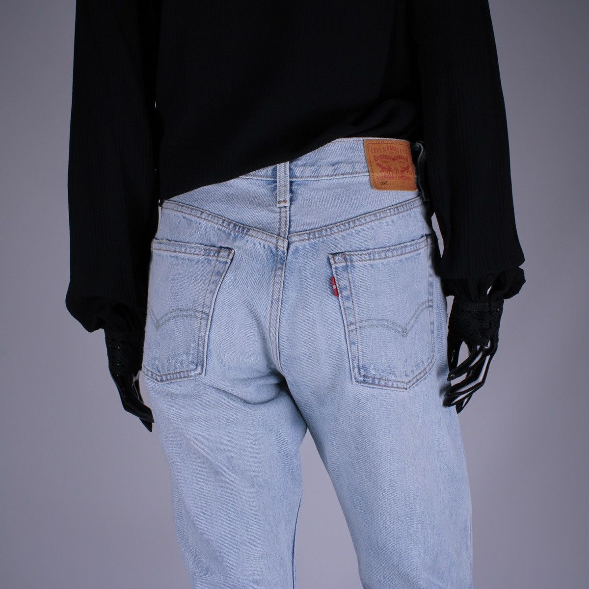 Levi's Women's Levi's 501 Selvedge Regular Straight Cropped Jeans Size 26" / US 2 / IT 38 - 4 Thumbnail