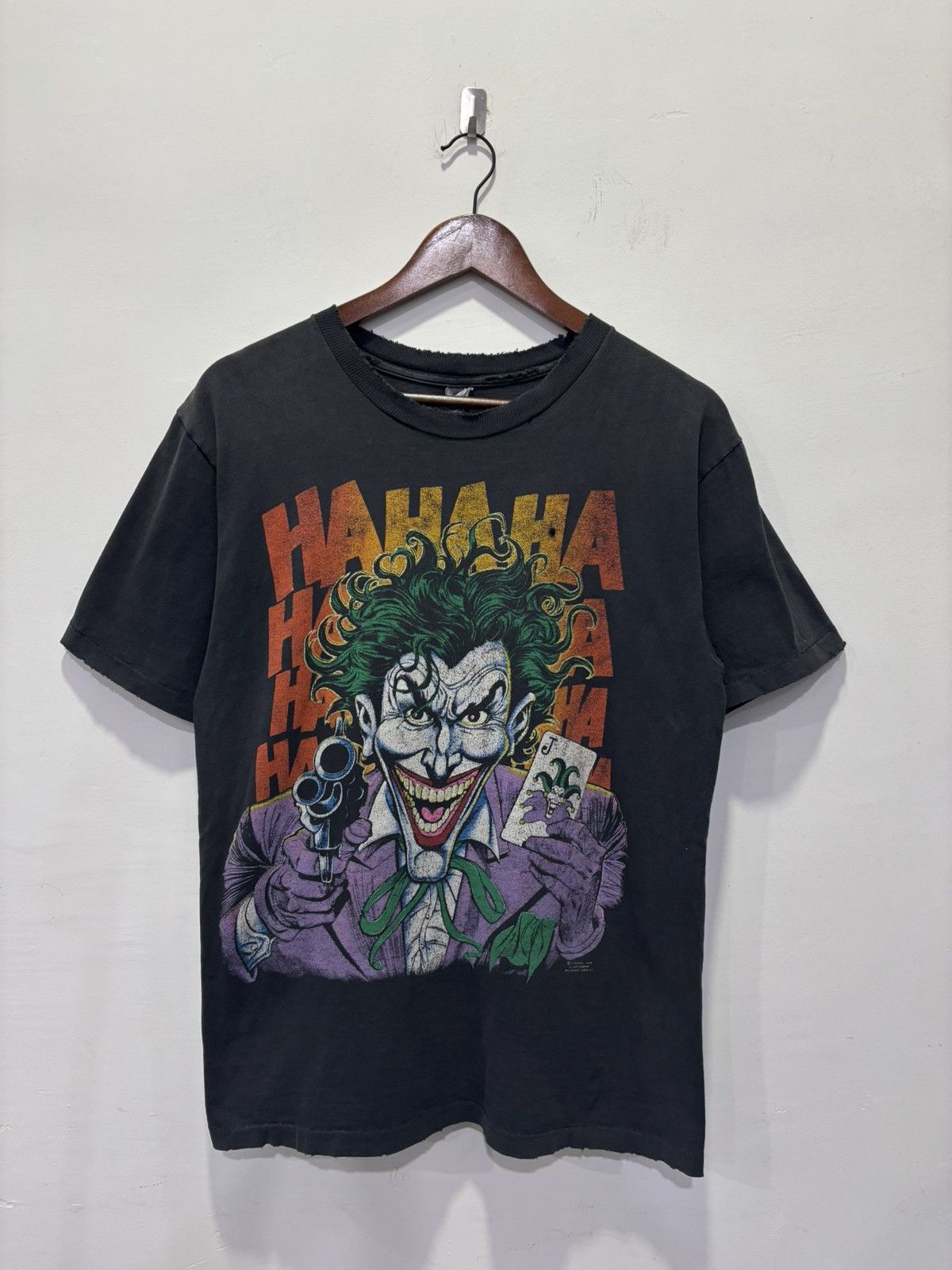 DC Comics Vintage 80’s Joker DC Comics Tshirt Size US M / EU 48-50 / 2 - 1 Thumbnail