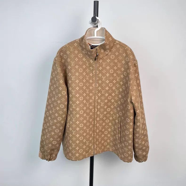 Louis Vuitton Louis Vuitton Grace Coddington Monogram FW25 Cat Collectio Size S / US 4 / IT 40 - 1 Thumbnail