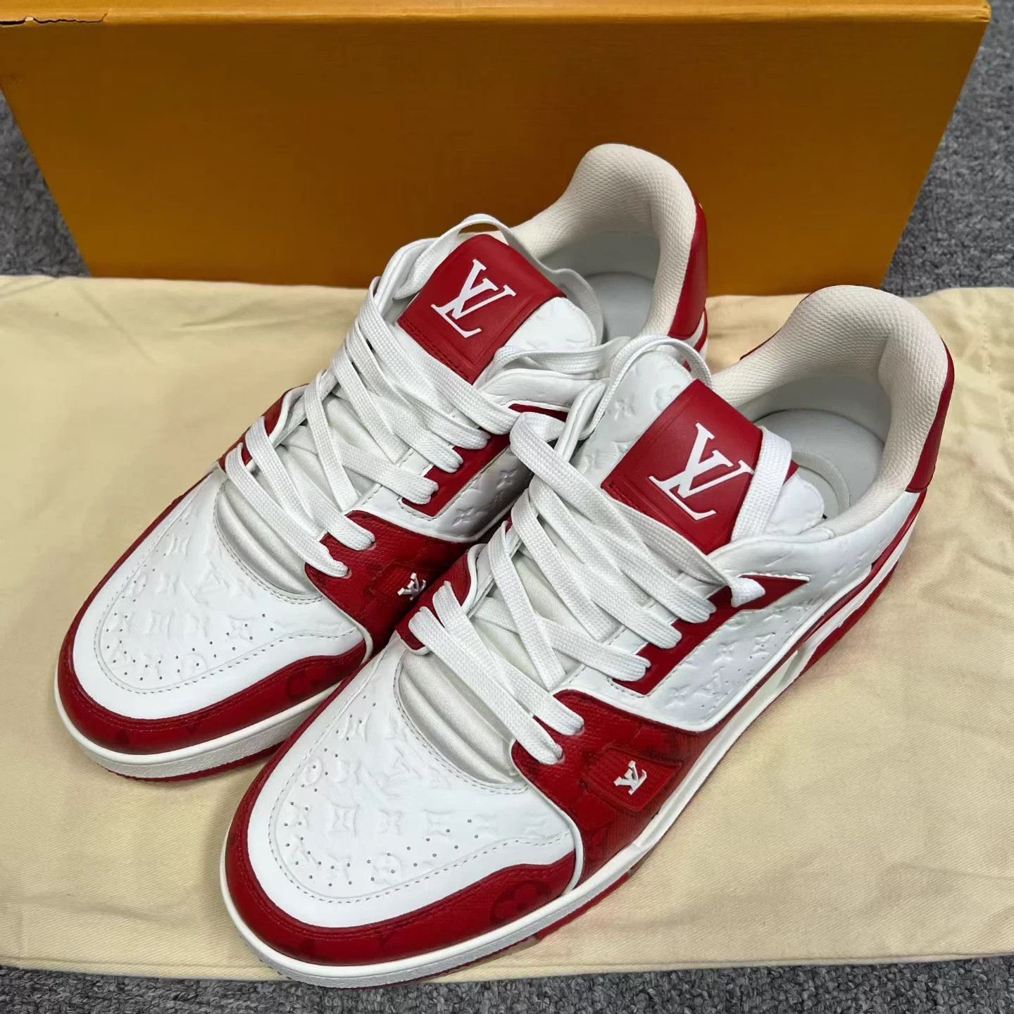 Louis Vuitton Louis Vuitton White Red Trainer Leather Logo Low Top Size US 7 / EU 40 - 2 Thumbnail