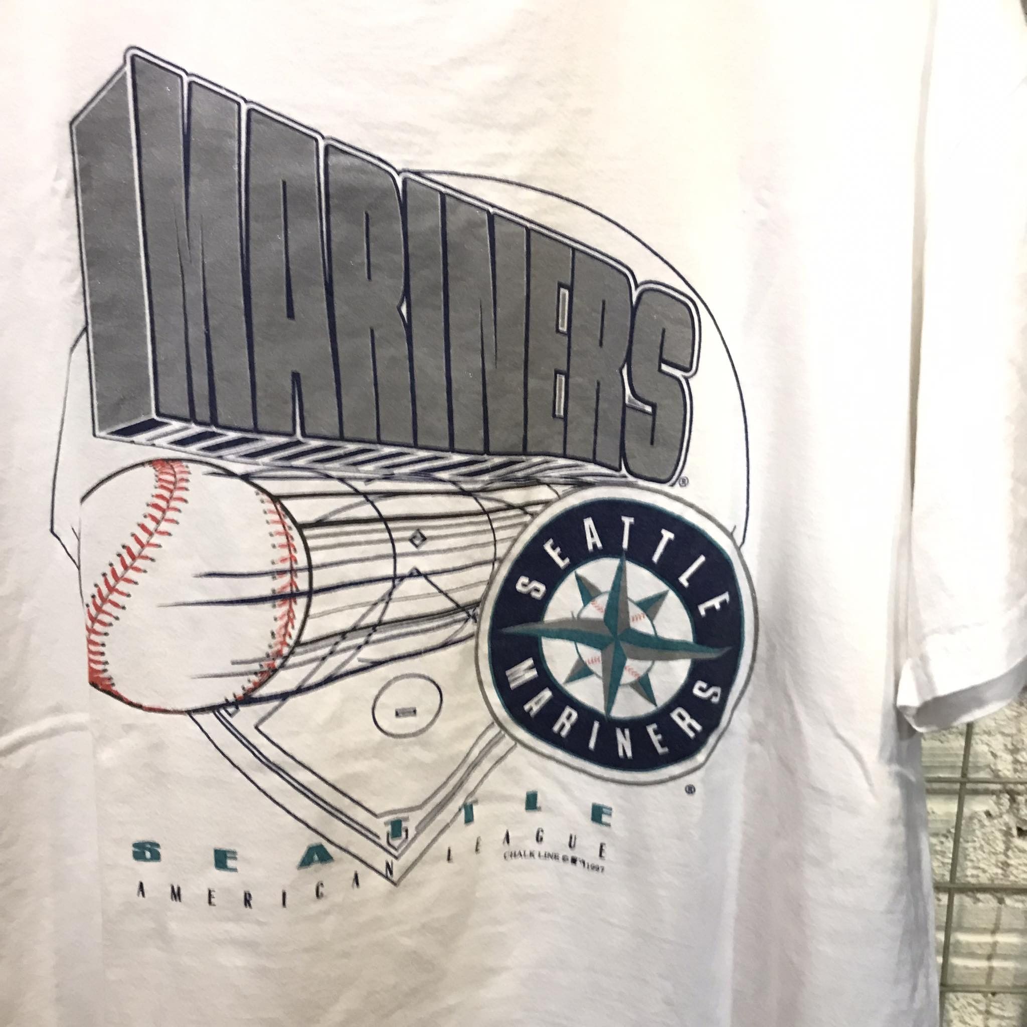 MLB Seattle Mariners American League MLB Tee 1997s Size US L / EU 52-54 / 3 - 2 Thumbnail