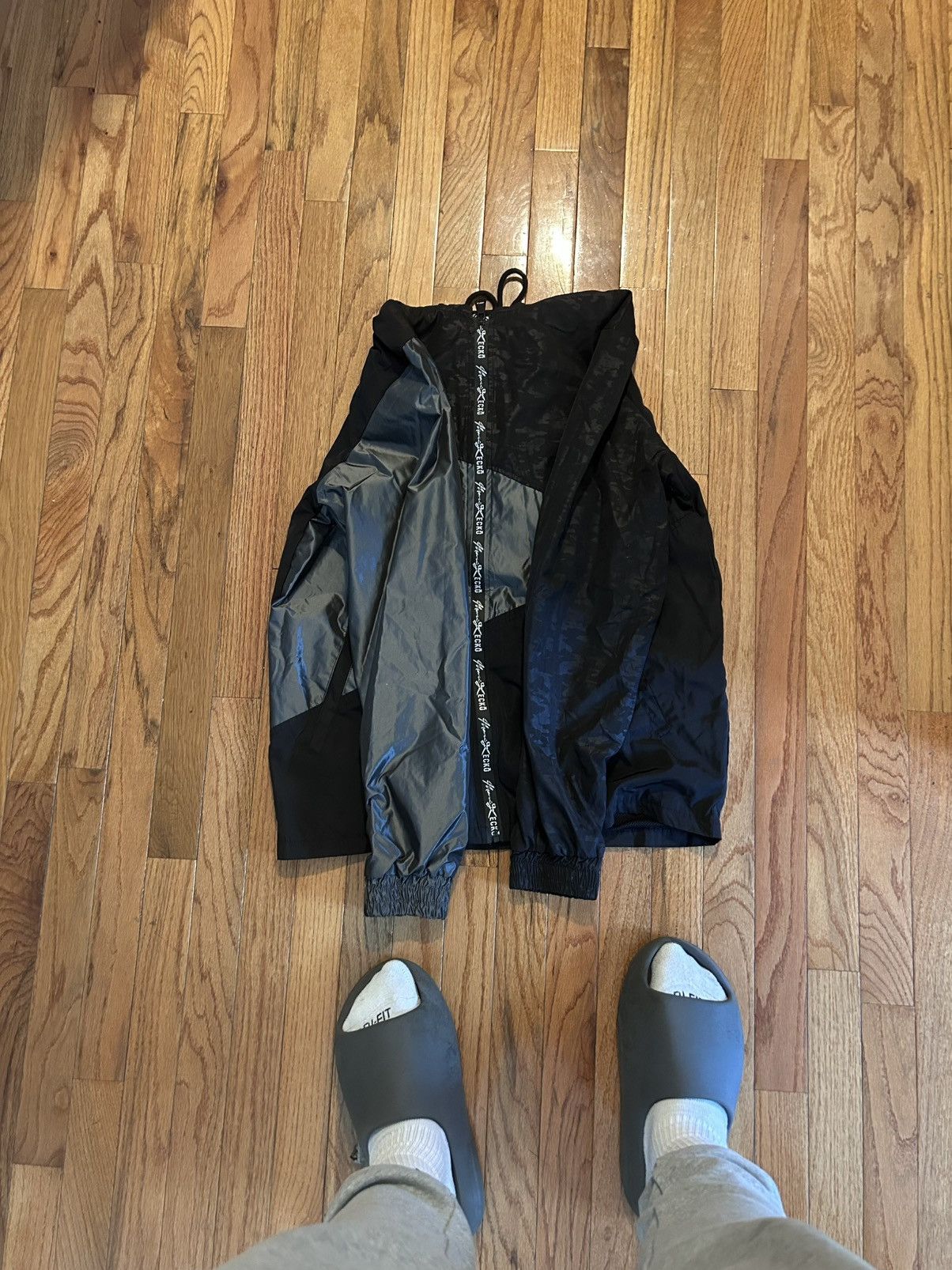 Unowned Rain Jacket Calm silver/Black Combo Size US M / EU 48-50 / 2 - 2 Thumbnail
