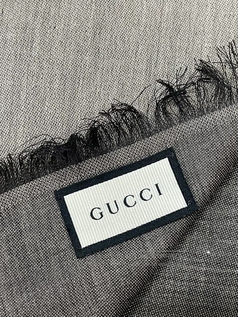 Gucci Gucci Full logo scarf Size ONE SIZE - 9 Thumbnail