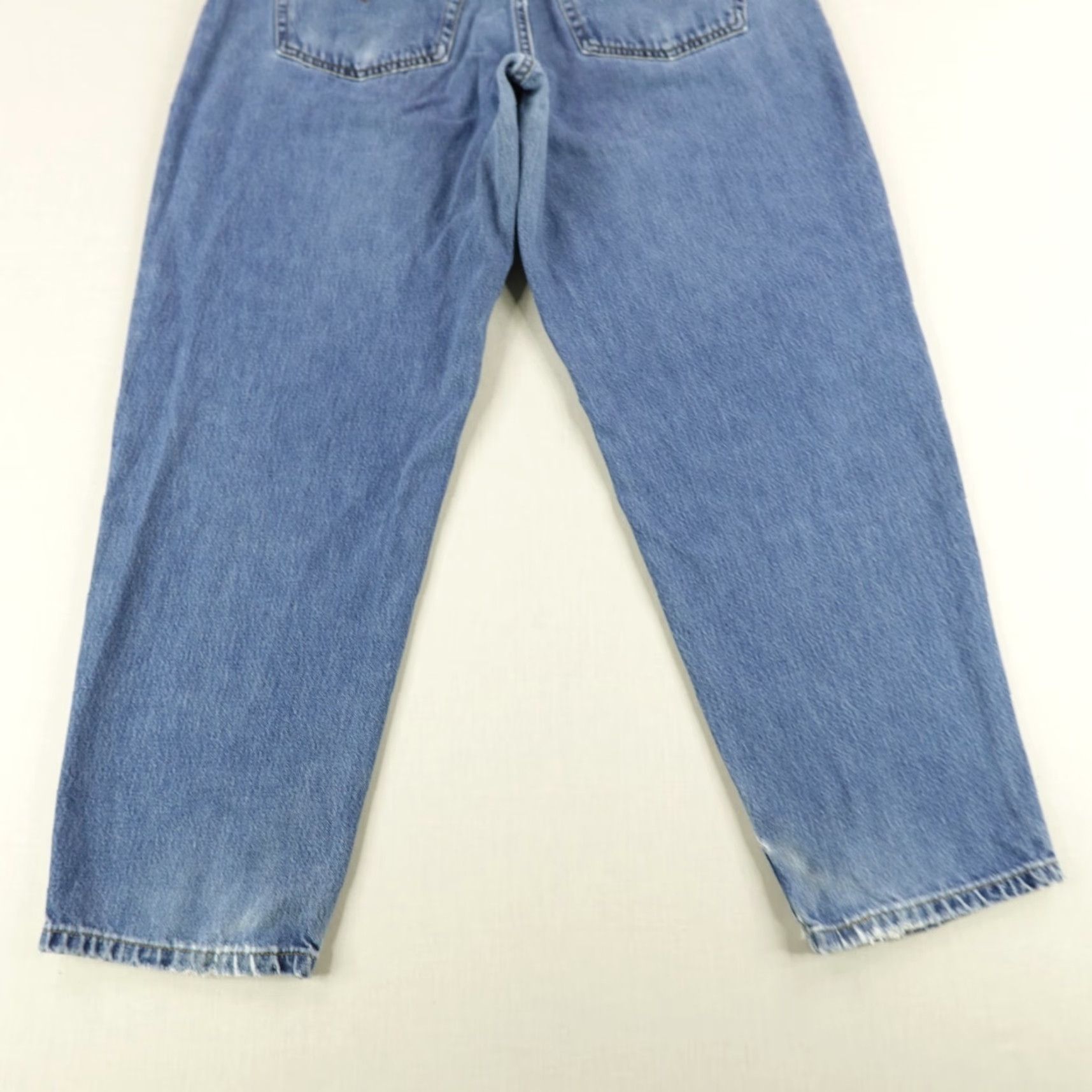 Levi's VINTAGE Levi's Jeans Mens 38x30 Blue Denim 560 Tapered 90s Faded Baggy Size US 37 - 6 Thumbnail