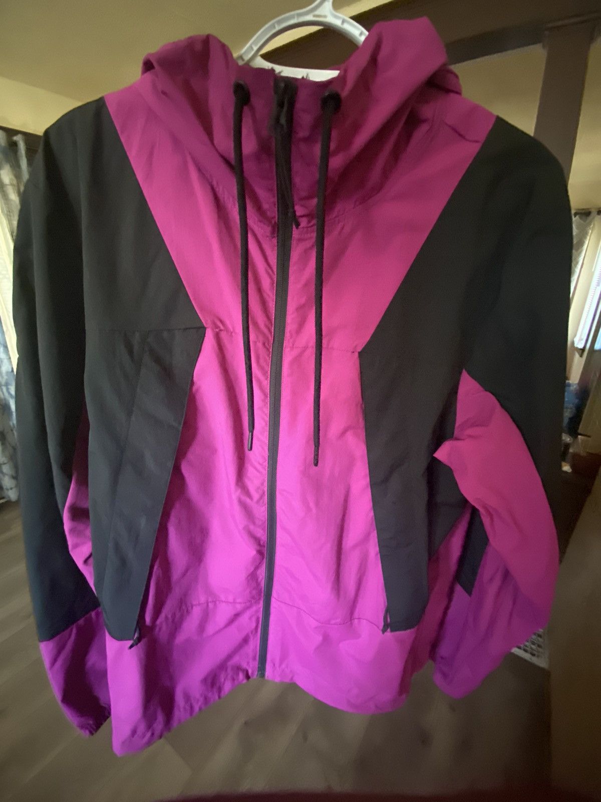 Designer × The North Face ⭐️ The North Face Light Windbreaker Size US M / EU 48-50 / 2 - 1 Thumbnail
