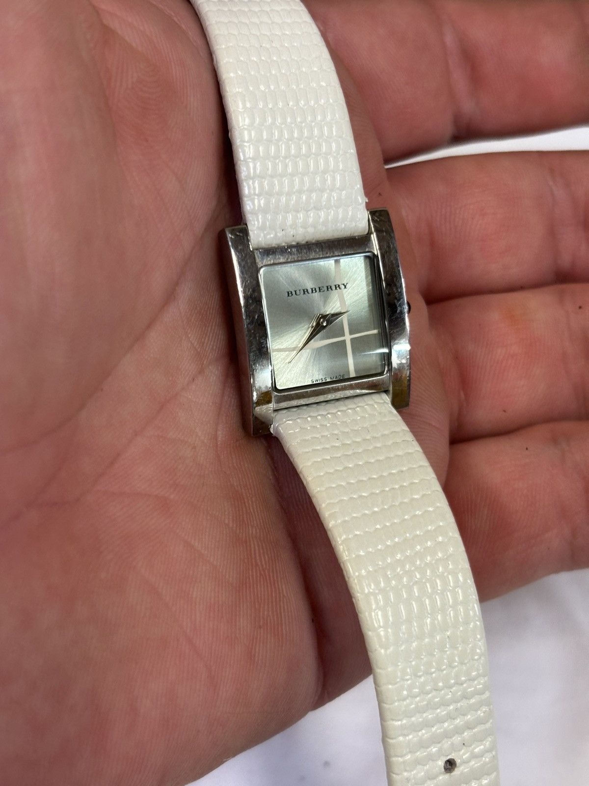 Burberry Burberry BU4308 Women’s Watch! New Battery! Size ONE SIZE - 4 Thumbnail