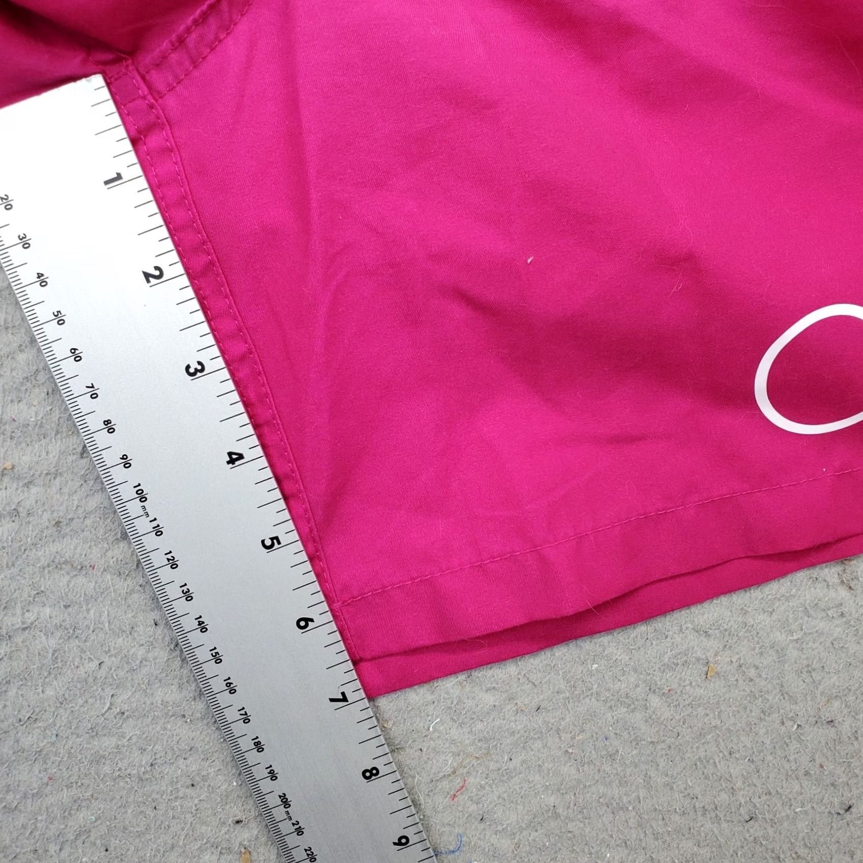 Calvin Klein Calvin Klein Bottom Shorts Mens S Pink Ombre Stripe Elastic Waistboard Quick Dry Back Pocket Drawstring Surfing Size US 29 - 4 Thumbnail