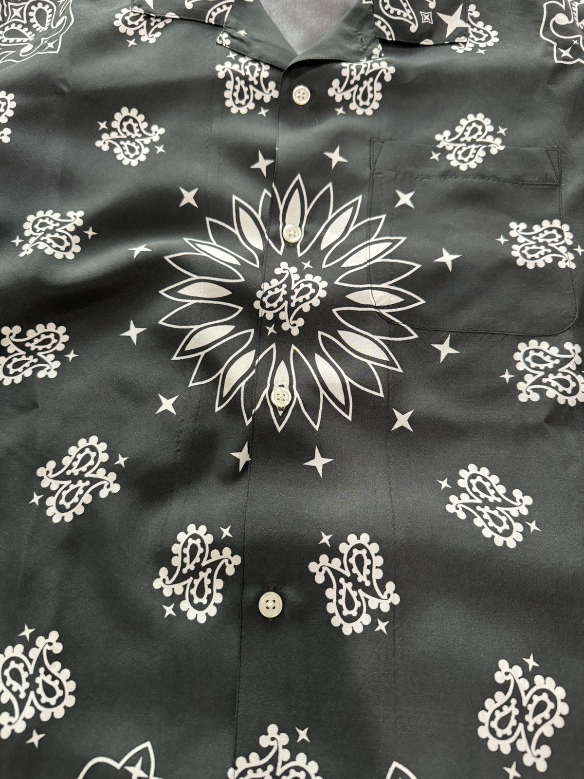 Supreme Supreme Black Bandana Silk S/S Shirt Size US L / EU 52-54 / 3 - 3 Thumbnail