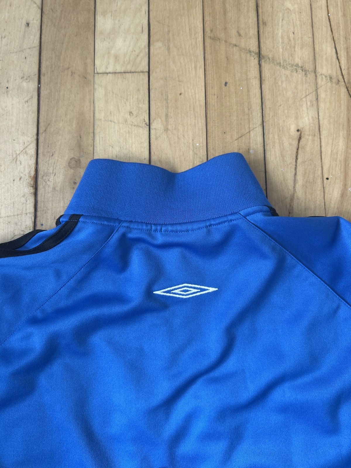 Umbro Vintage Umbro Zip Up Sweater Size US L / EU 52-54 / 3 - 3 Thumbnail