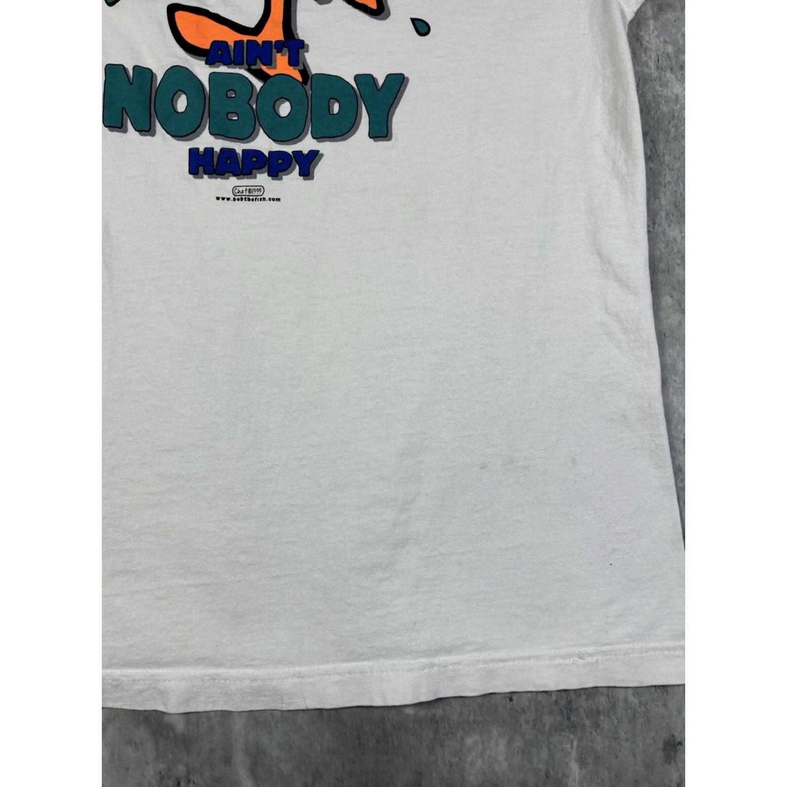 Gildan Vintage 90s Bob The Fish Funny Comedy Shirt L White Size US L / EU 52-54 / 3 - 3 Thumbnail