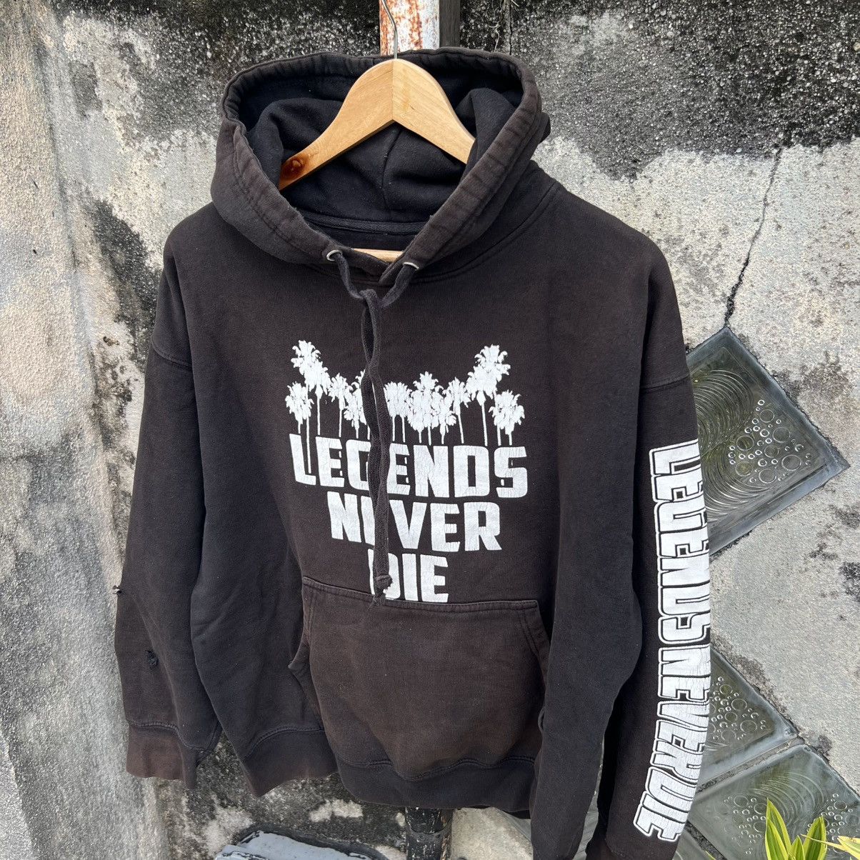 Other “LEGENDS NEVER DIE GRAPHIC HOODIE – KOBE TUPAC NIPSEY” Size US XL / EU 56 / 4 - 3 Thumbnail