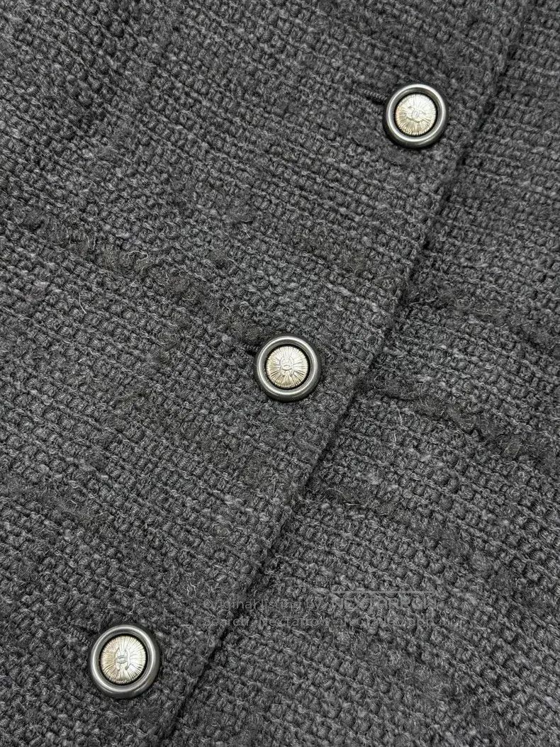 Chanel Chanel Ruffled large lapel silver logo buckle tweed long-s Size XS / US 0-2 / IT 36-38 - 5 Thumbnail