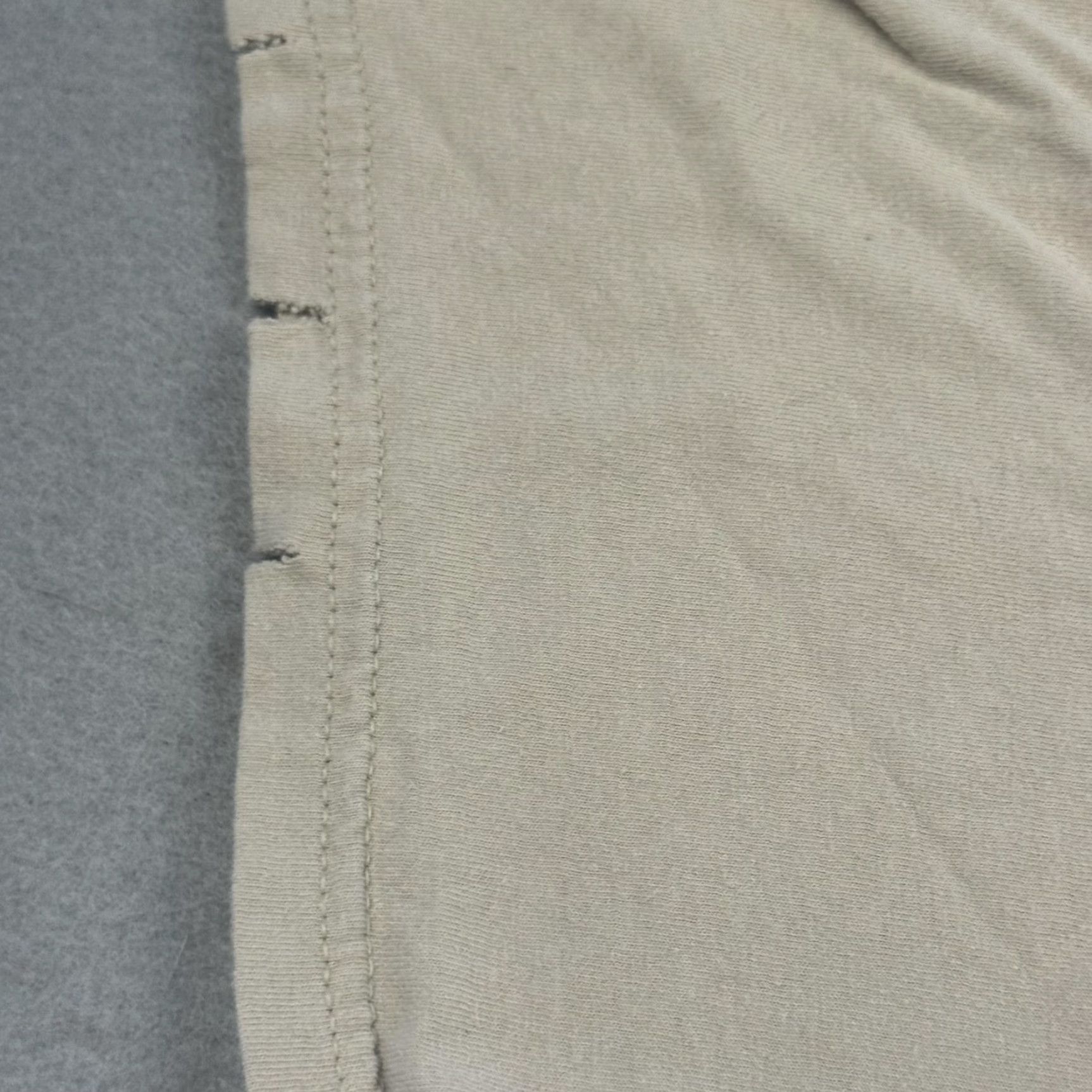 Vintage VINTAGE Def Leppard Shirt Mens 3X Plus Beige Distressed Leopard Band Tee Live Nation Size US XXL / EU 58 / 5 - 7 Thumbnail