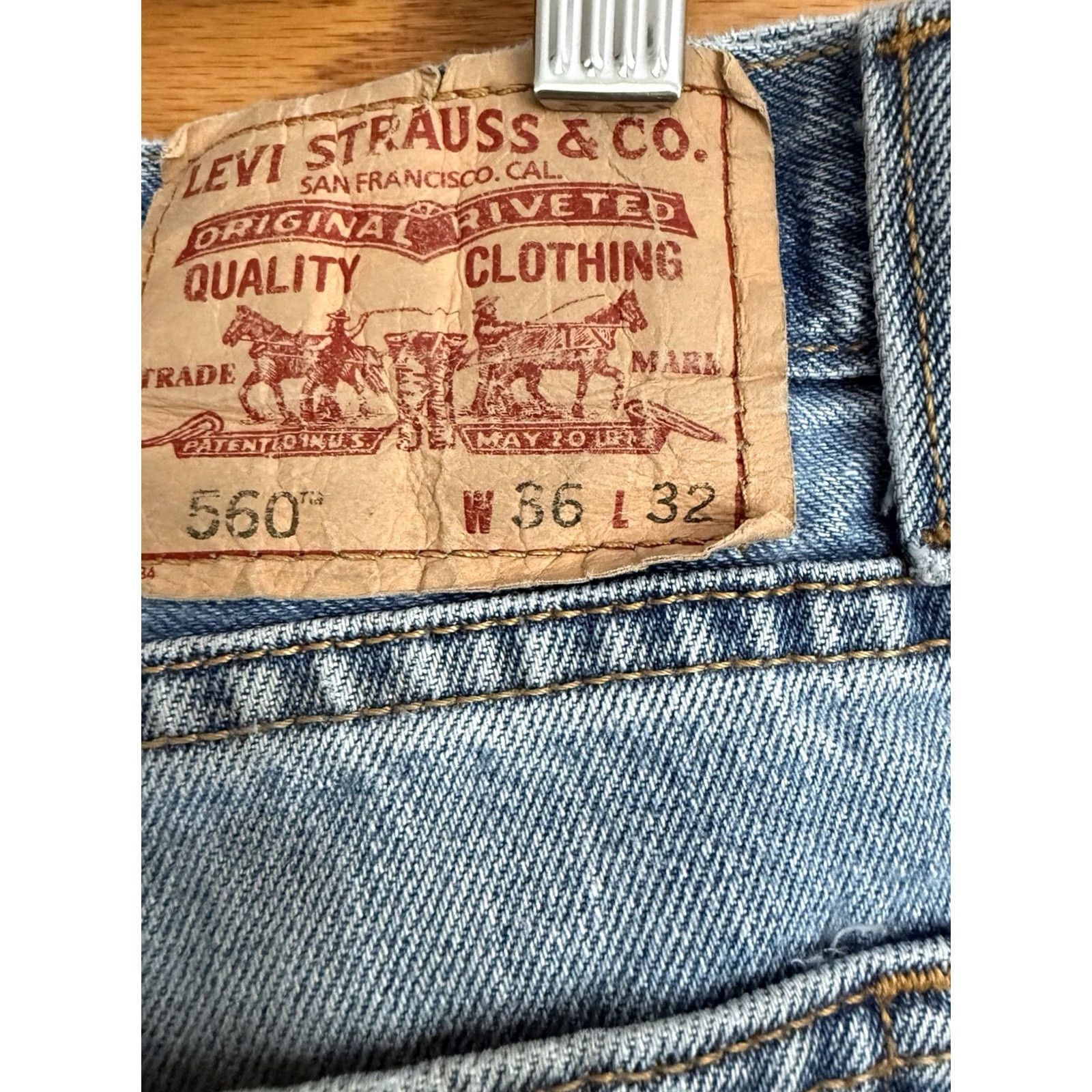 Levi's Levi's Jeans Men 38x32 560 Tapered Comfort Fit Denim Blue Size US 38 / EU 54 - 6 Thumbnail