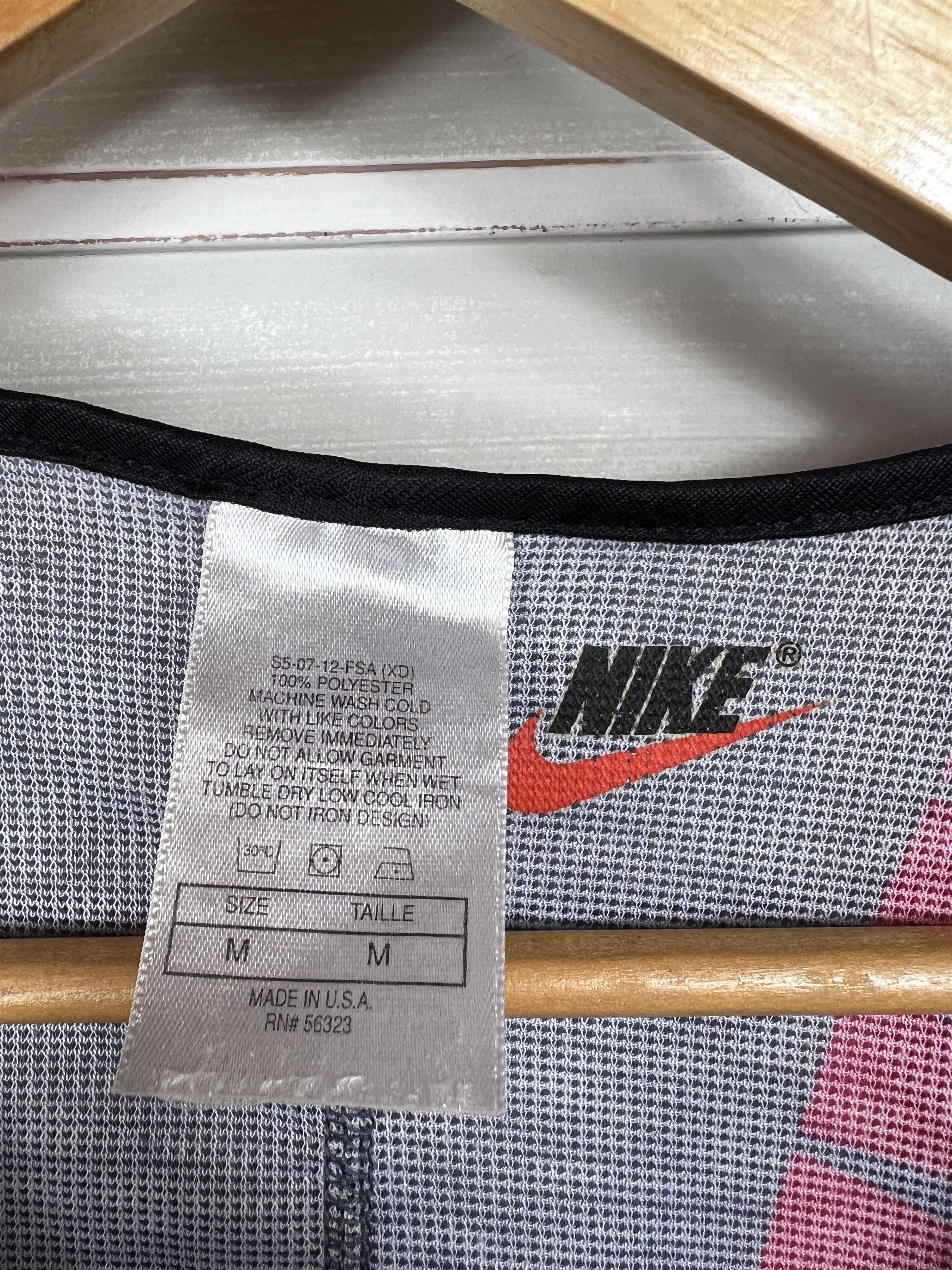 Nike × Nike ACG Vintage Nike tank top 90s centrlogo Size US M / EU 48-50 / 2 - 7 Thumbnail