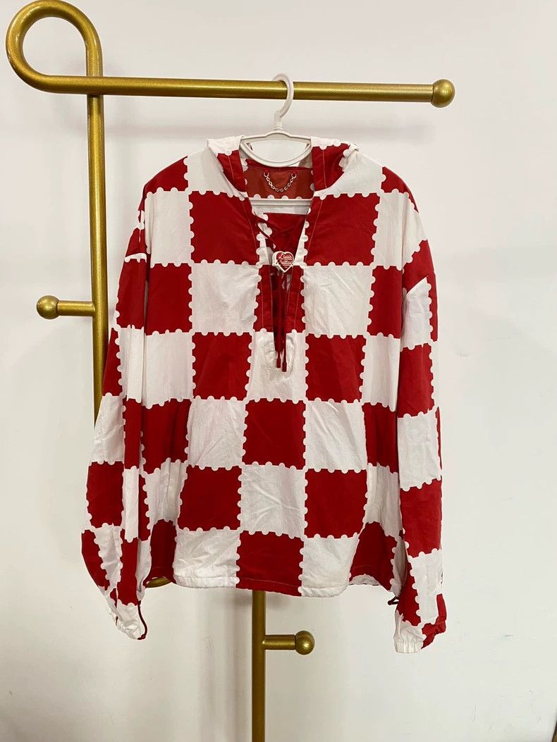 Louis Vuitton Louis Vuitton White and red checkerboard assault jacket Size US L / EU 52-54 / 3 - 1 Thumbnail