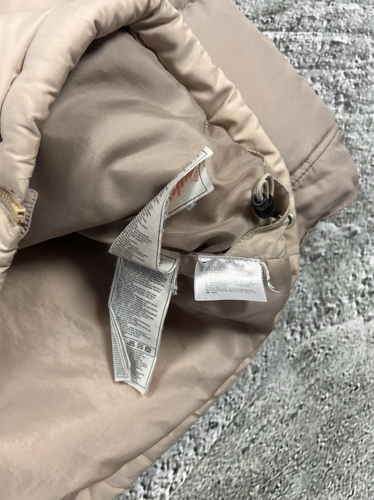 Nike × Vintage Nike puffer jacket vintage beige small logo 2000s Size US XL / EU 56 / 4 - 5 Thumbnail