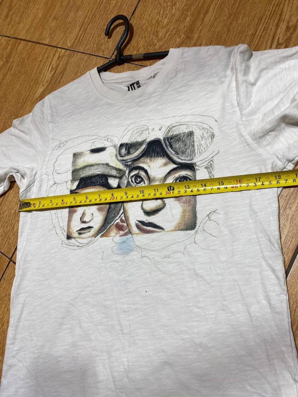 Uniqlo Uniqlo T-Shirt Size US S / EU 44-46 / 1 - 10 Thumbnail
