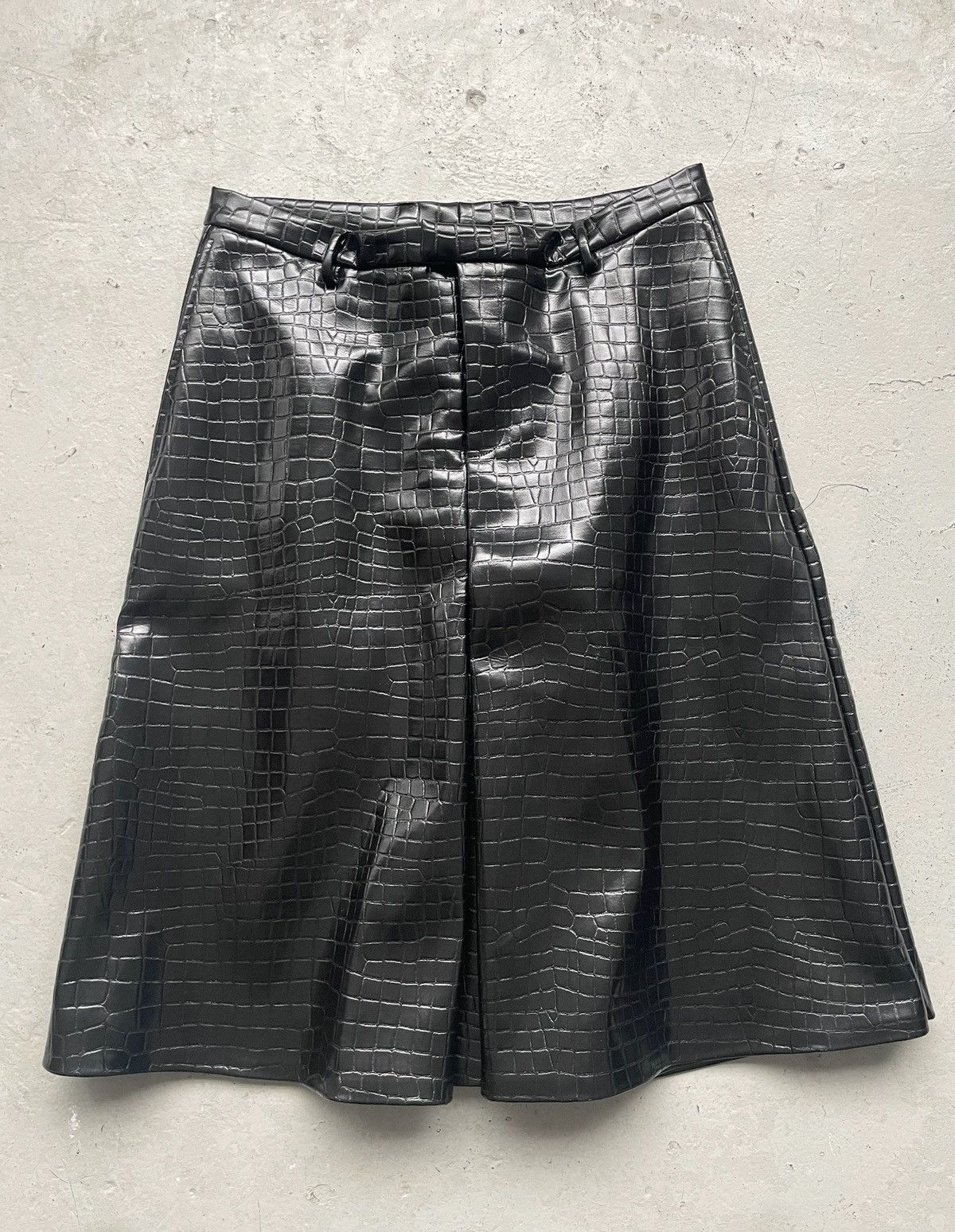 Maison Margiela Maison Marigela Artisanal Embossed Croc Culottes Size US 34 / EU 50 - 1 Thumbnail