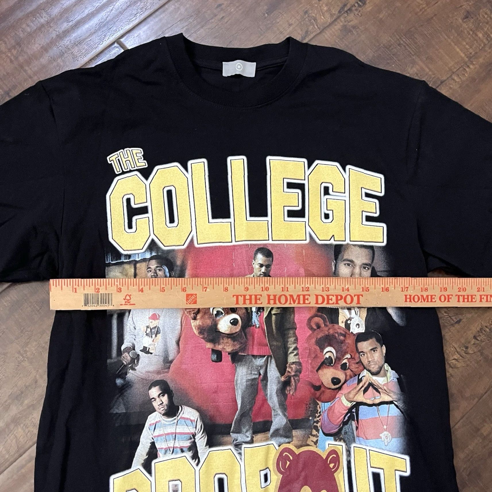 Vintage VINTAGE Kanye West College Dropout T Shirt Mens M Rap Tee AOP Ye Promo Shirt Size US M / EU 48-50 / 2 - 5 Thumbnail