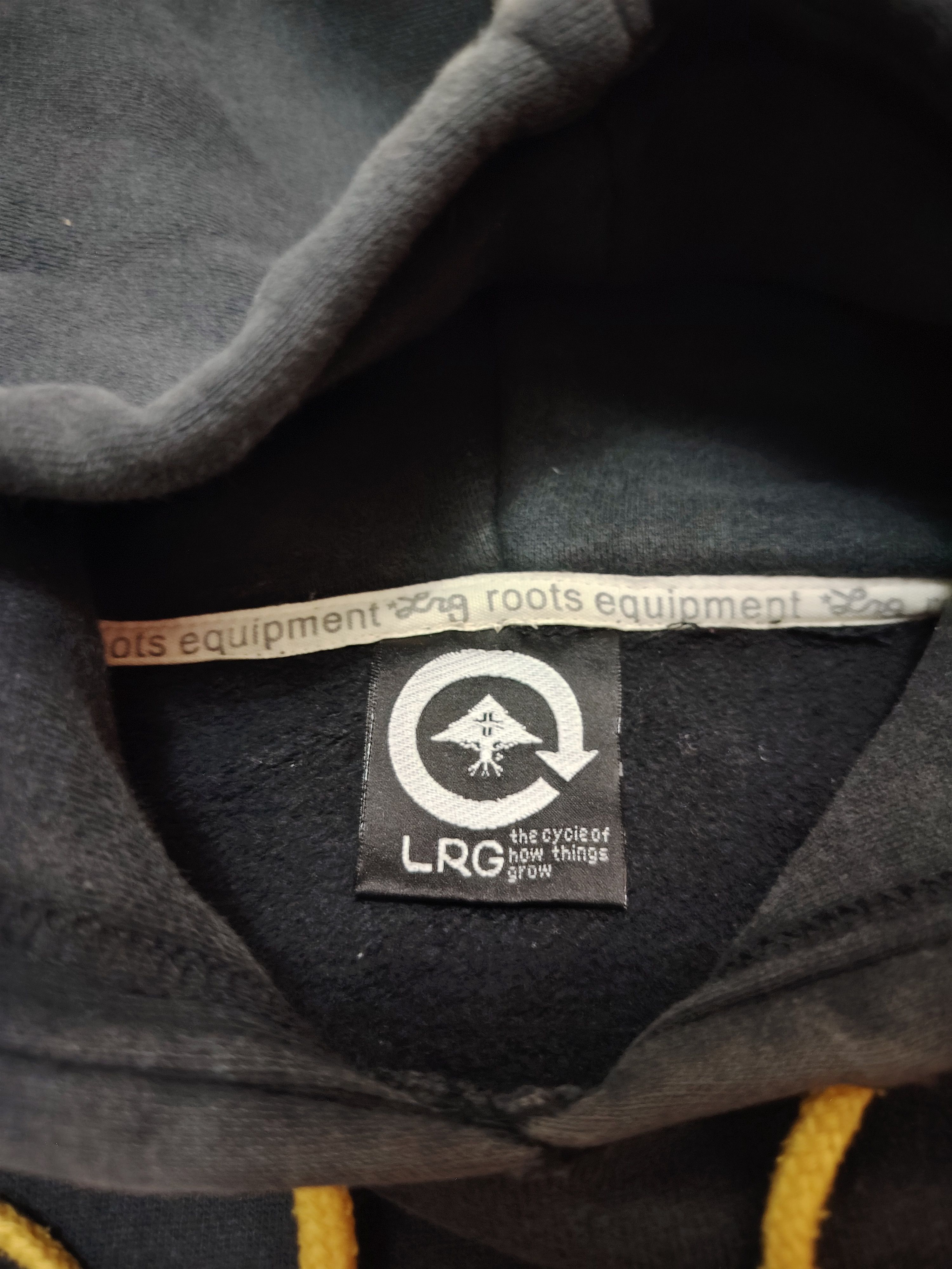 LRG Distressed Thrashed Sun faded Rare LRG True Heads Hoodie Size US L / EU 52-54 / 3 - 4 Thumbnail