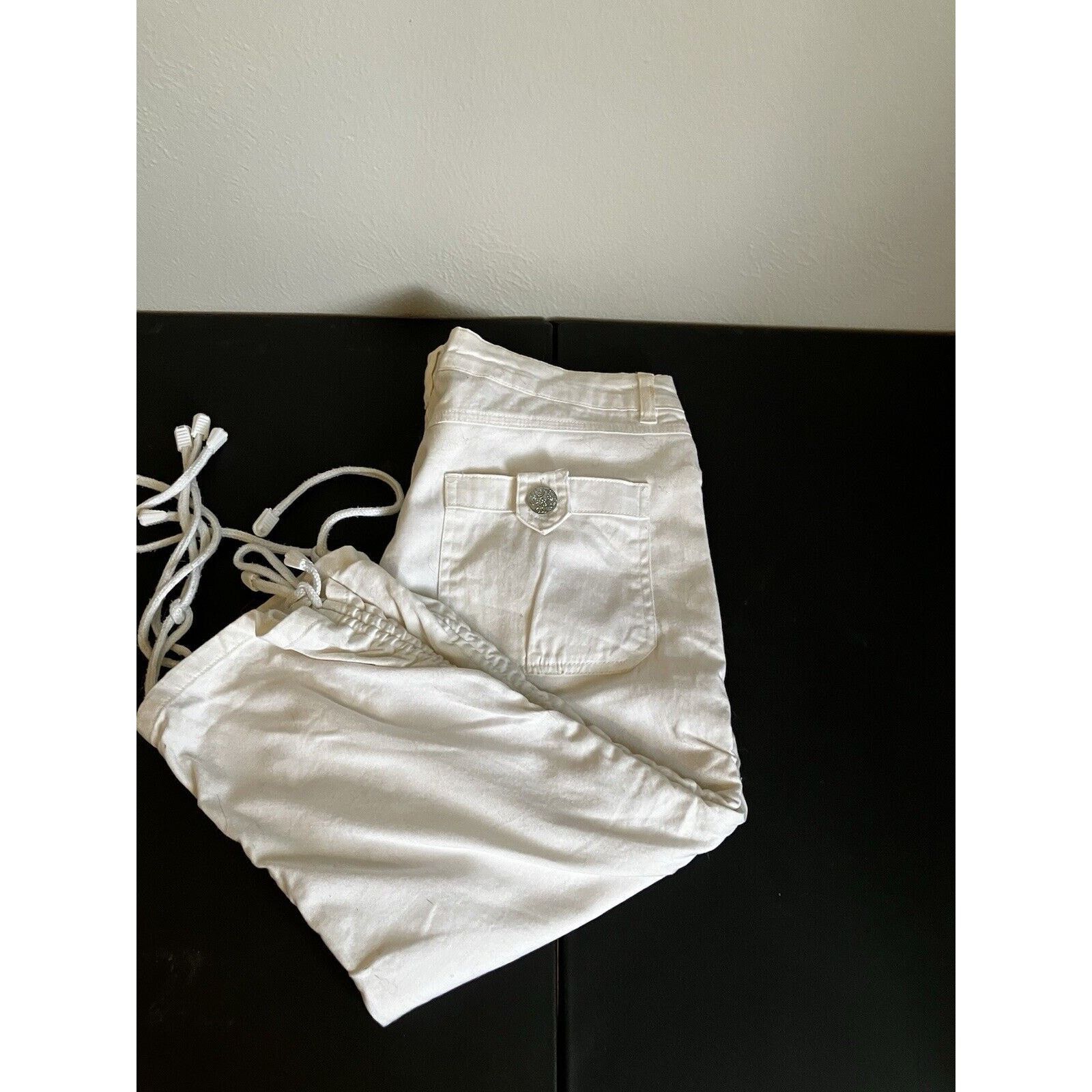 Other Crest white cropped cargo capris size 7/8 with ties at knees Size 23" - 6 Thumbnail