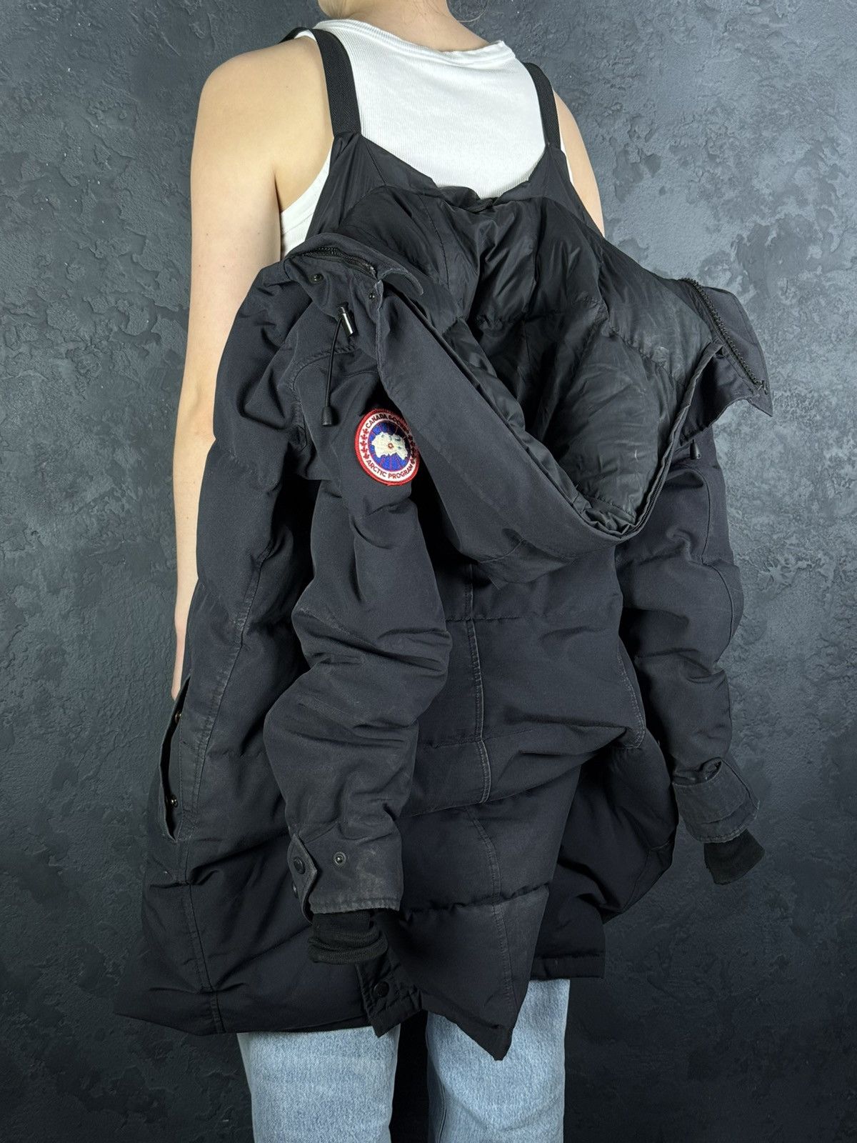 Canada Goose Canada Goose Mackenzie Women's Down Parka Jacket Coat SizeXs Size XS / US 0-2 / IT 36-38 - 2 Thumbnail