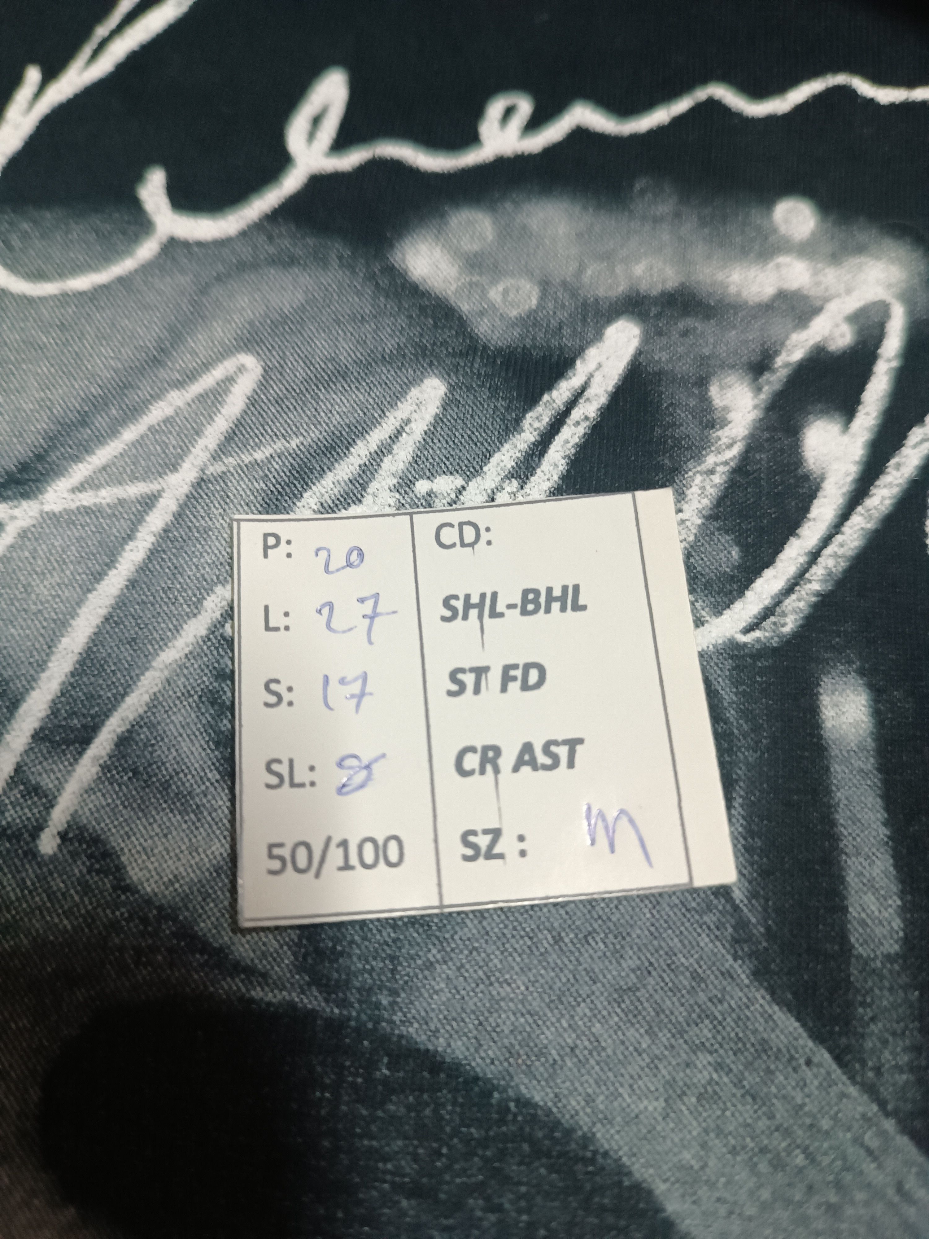 Rap Tees VINTAGE 2013 RIHANNA DIAMONDS WORLD TOUR TEE asap rocky Size US M / EU 48-50 / 2 - 18 Thumbnail