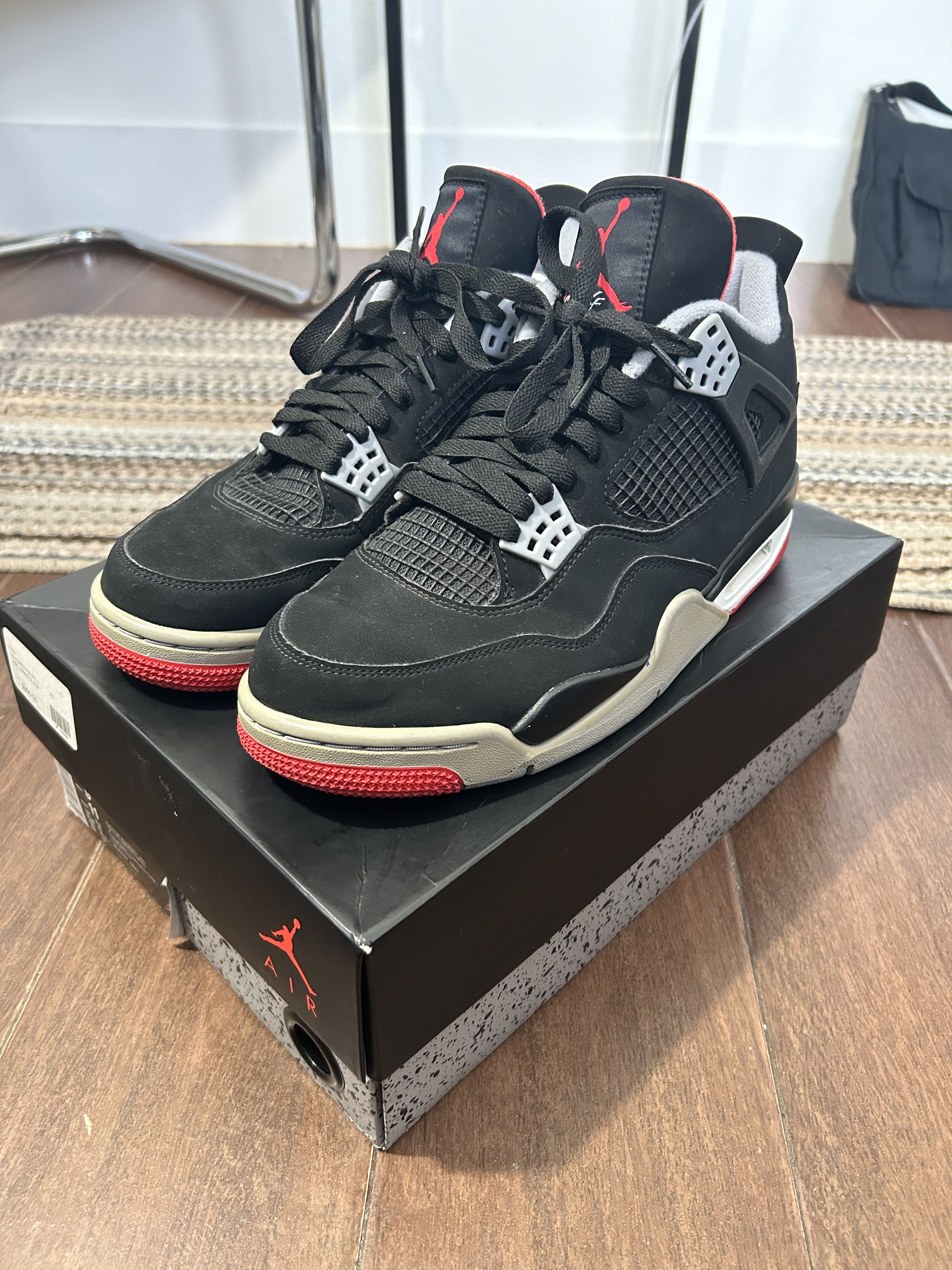 Jordan Brand Jordan 4 "Bred" Size US 9.5 / EU 42-43 - 3 Thumbnail