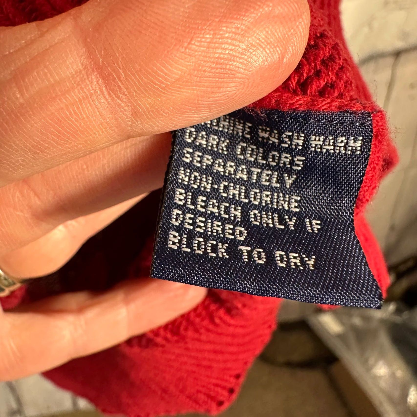 Ralph Lauren VINTAGE Chaps Ralph Lauren Mens XL Red Cable Knit Cotton Crewneck Sweater Crest Logo Size US XL / EU 56 / 4 - 4 Thumbnail
