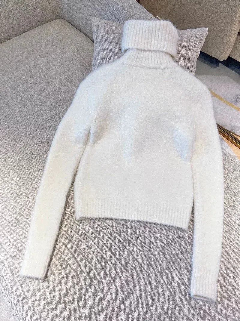 Saint Laurent Paris Saint Laurent Fuzzy White Turtleneck. Size S / US 4 / IT 40 - 2 Thumbnail