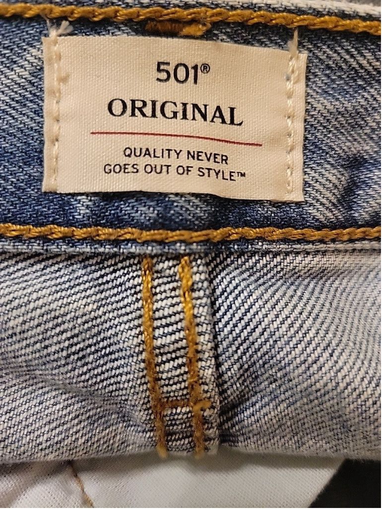 Levi's Levi's 501 Original Distressed Button-Fly Frayed Jean 28/30 Size 28" / US 6 / IT 42 - 14 Thumbnail
