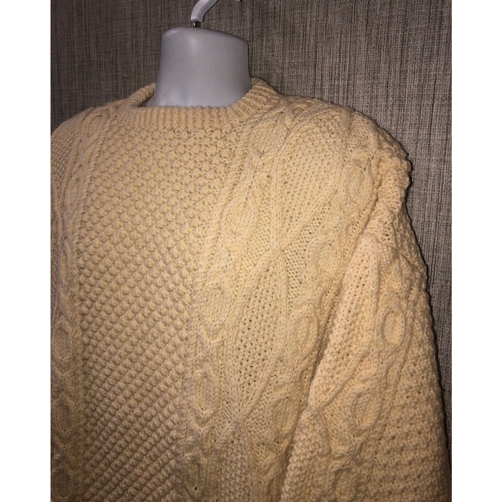 Vintage VINTAGE Fisherman Knit Crewneck Sweater Mens Ivory Hand Knit, Crewneck, Knit, Size M, Armpit 22" Size US M / EU 48-50 / 2 - 2 Thumbnail