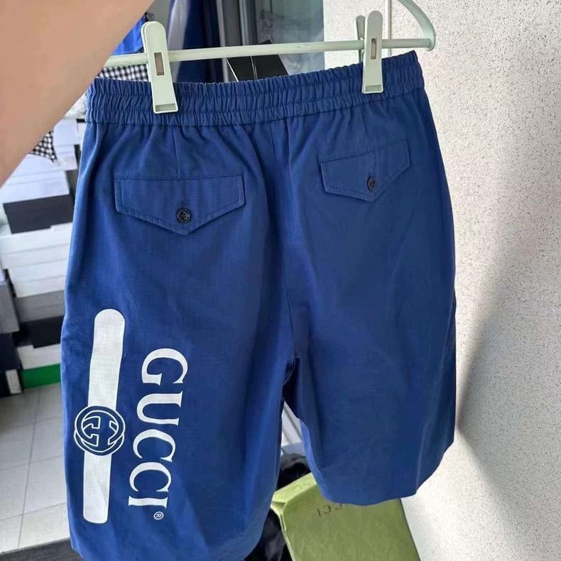 Gucci Gucci Shorts with a belt on the back 2503-Nextarrow Size US 30 / EU 46 - 2 Thumbnail